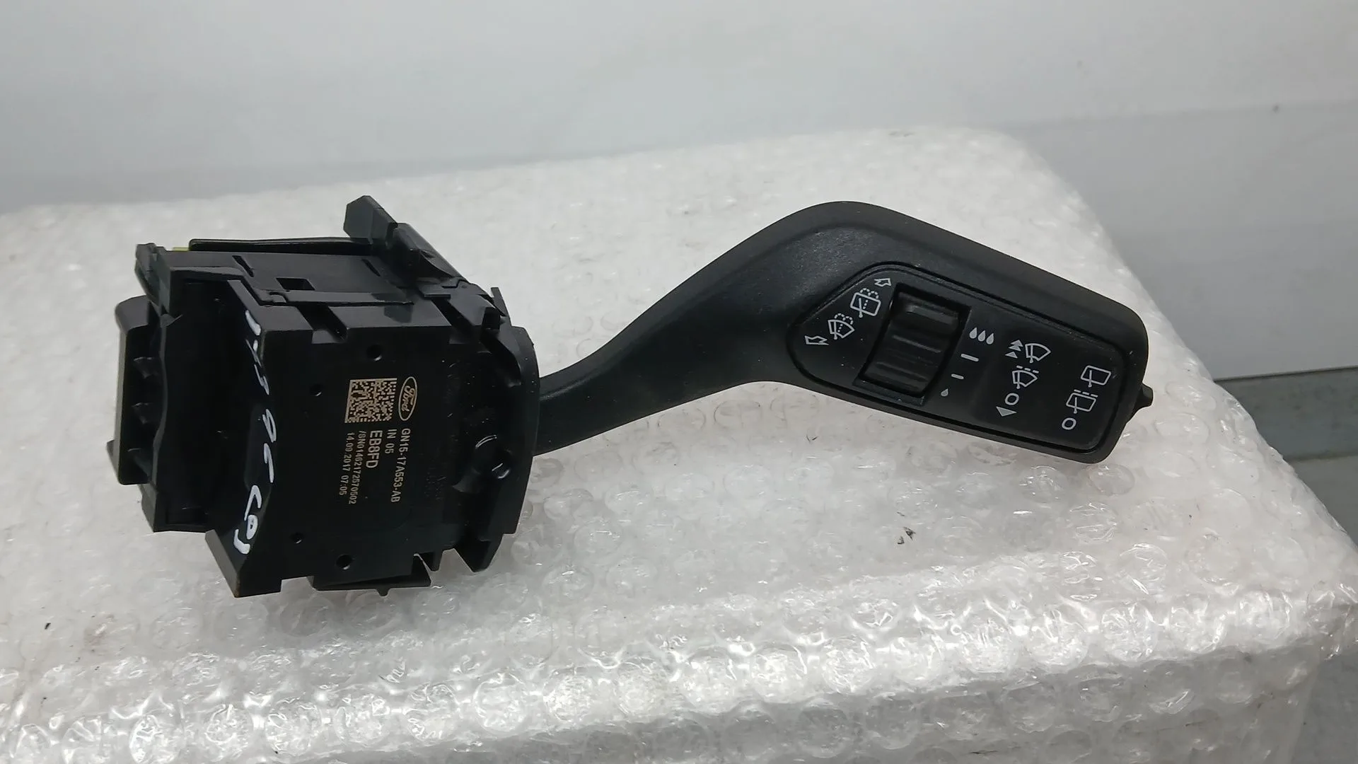 Mando Limpia para Ford Fiesta Vii (Hj, Hf)