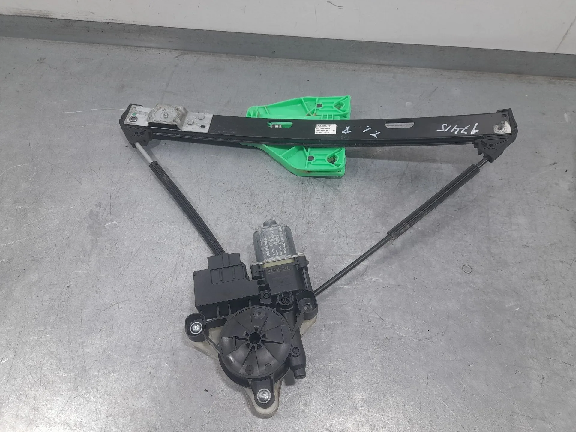 Elevalunas Trasero Izquierdo para Cupra Formentor (Km7, Kmp)