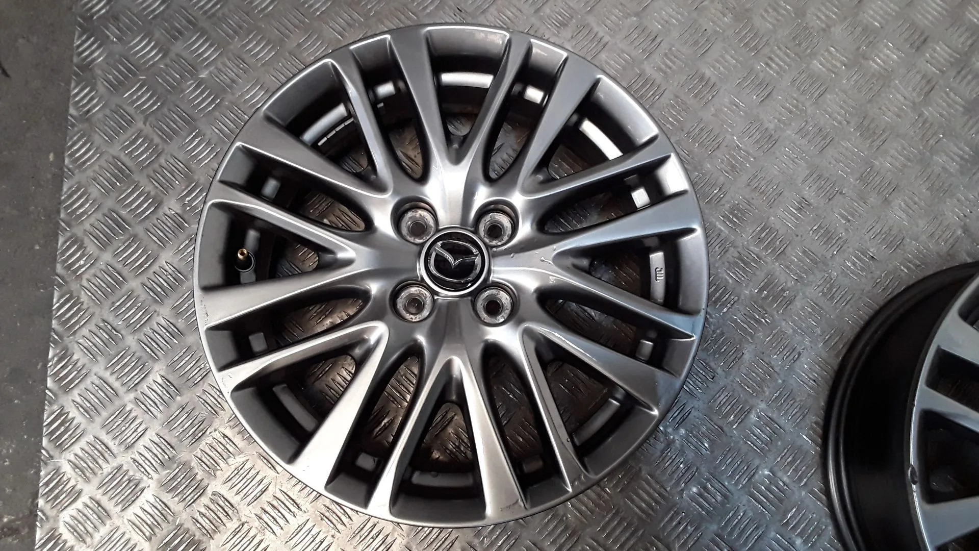Juego Llantas Aluminio para Mazda 2 Hatchback (Dl, Dj)