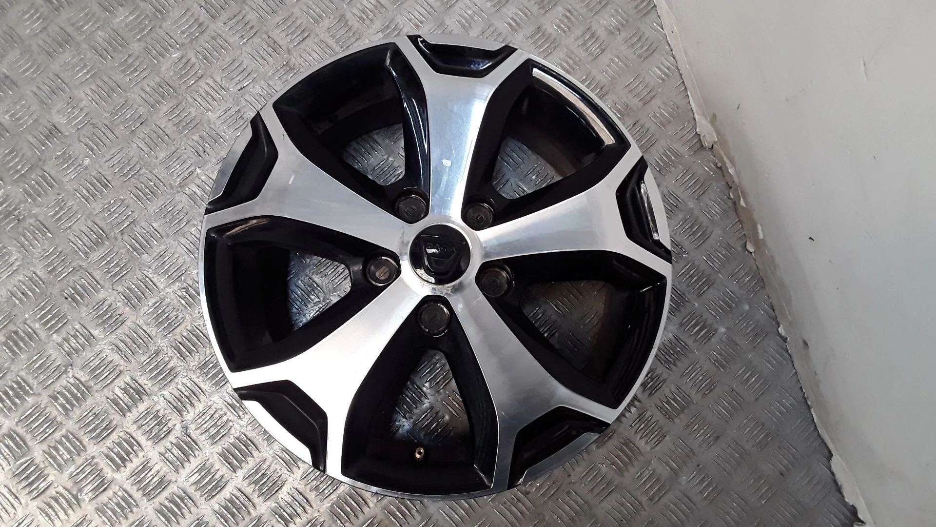 Juego Llantas Aluminio para Dacia Duster (Hs_)