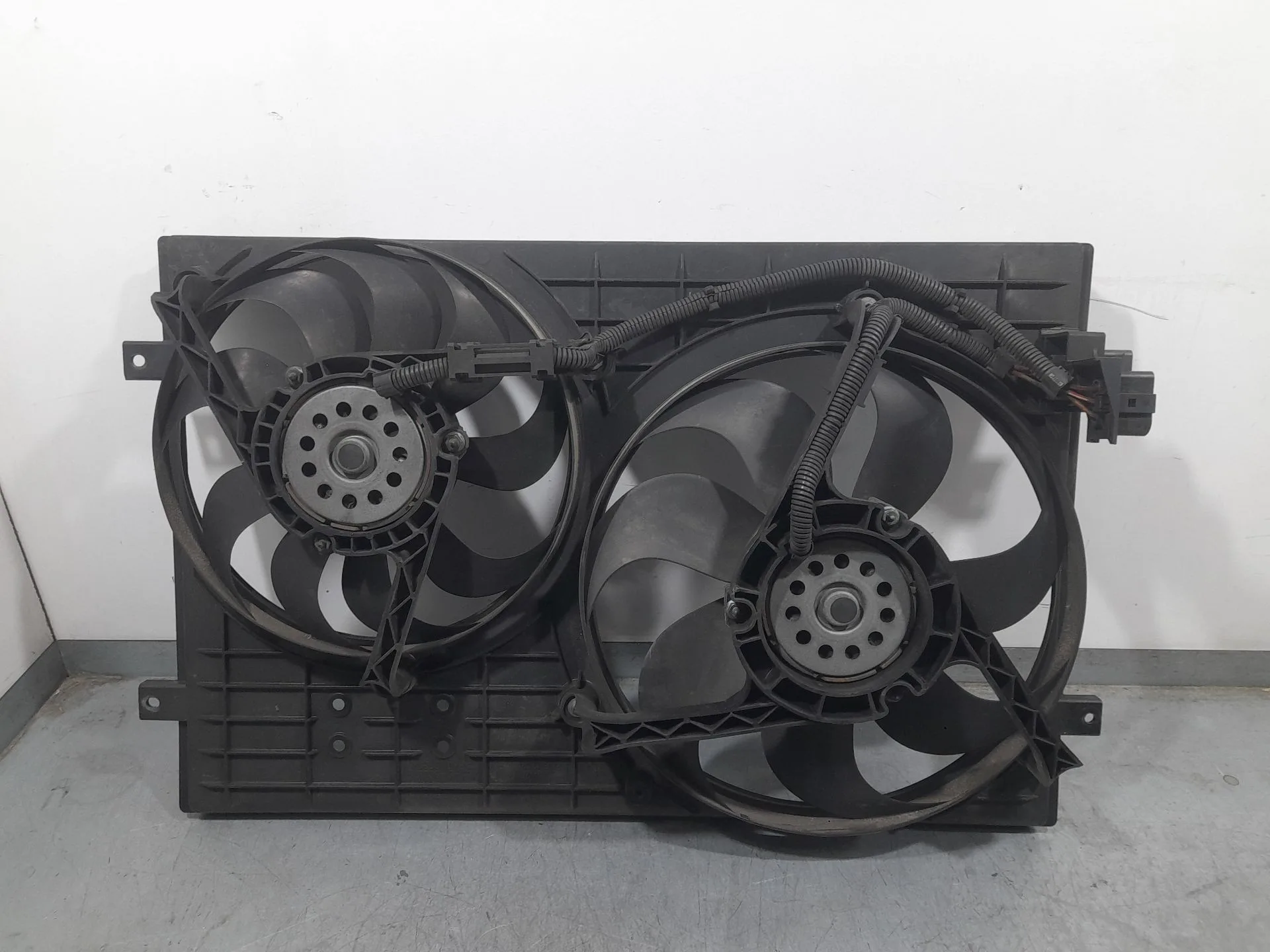 Electroventilador para Seat Ibiza Iii (6L1)