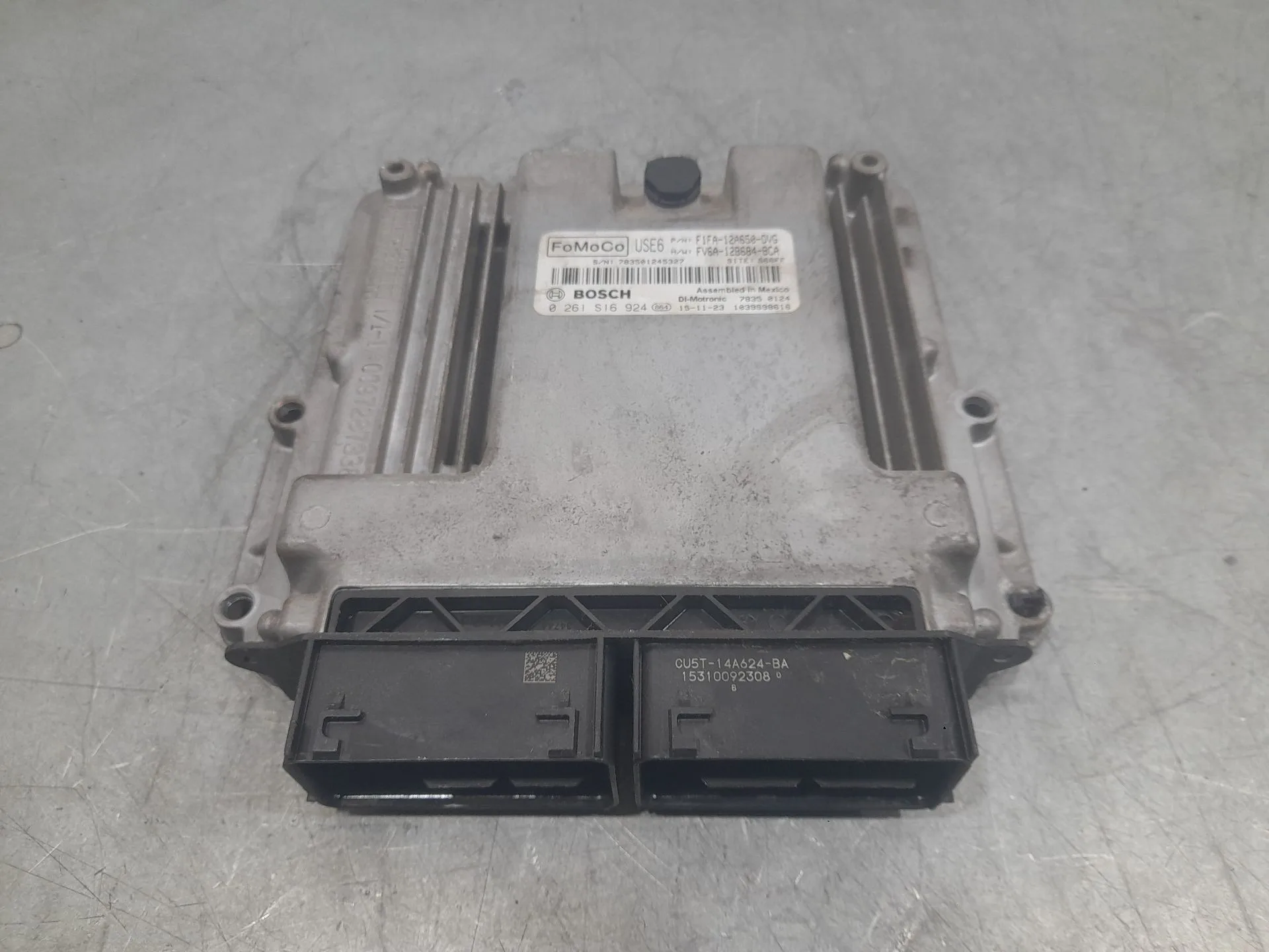 Centralita Motor Uce para Ford Focus Iii