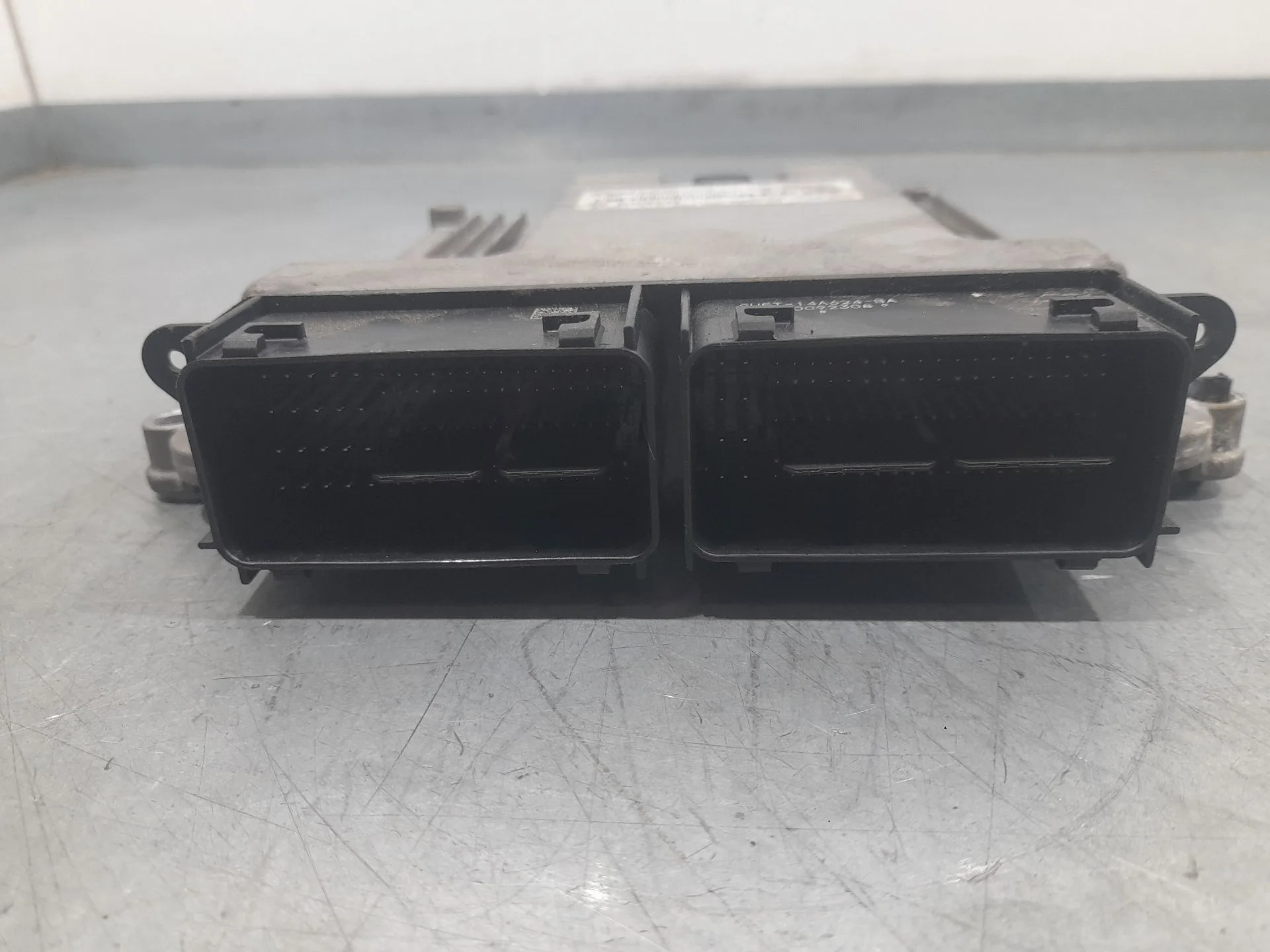 Centralita Motor Uce para Ford Focus Iii