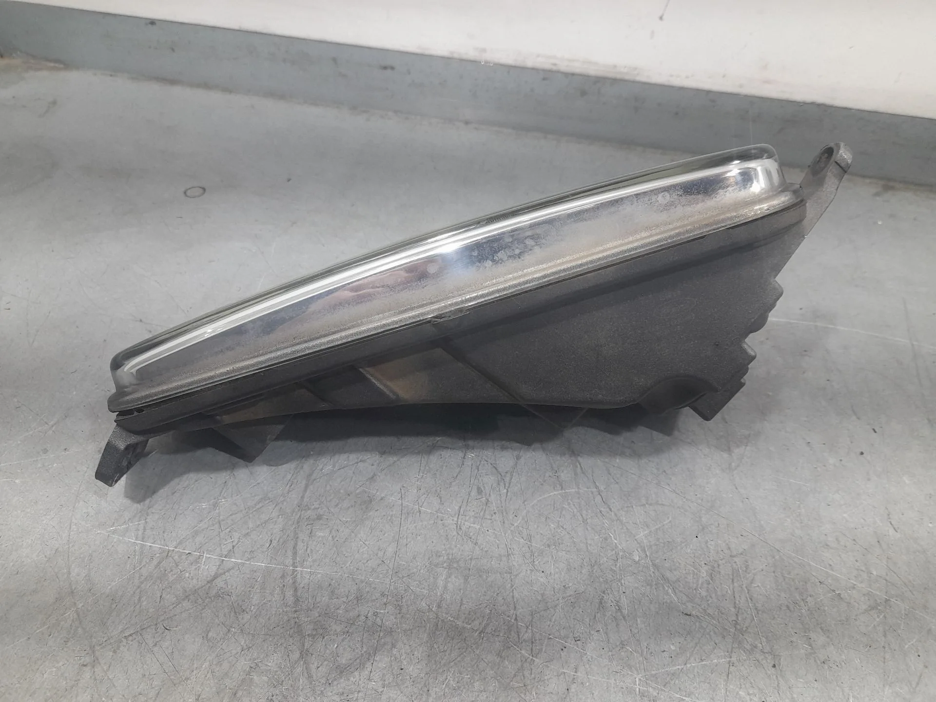 Faro Antiniebla Derecho para Ford Focus Iii
