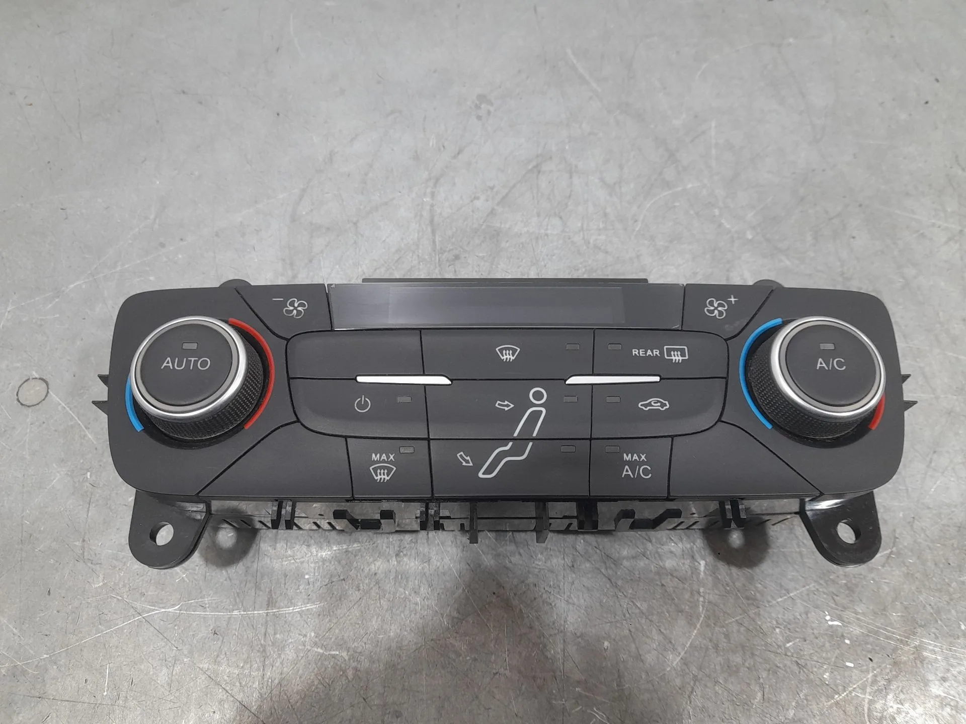 Mando Climatizador para Ford Focus Iii