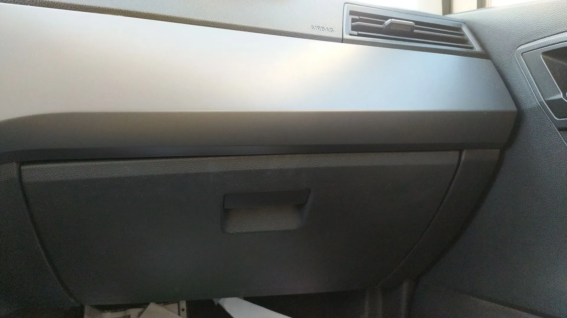 Guantera para Seat Ibiza V (Kj1, Kjg)