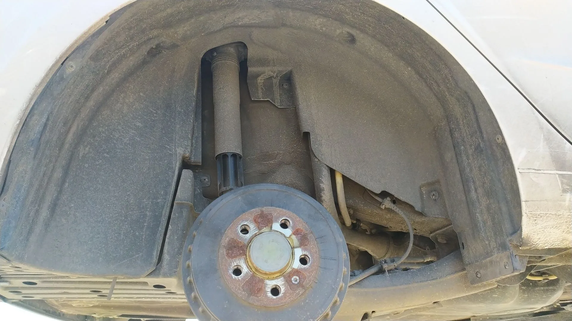 Plastico Pase Rueda Tras. Dch. para Seat Ibiza V (Kj1, Kjg)