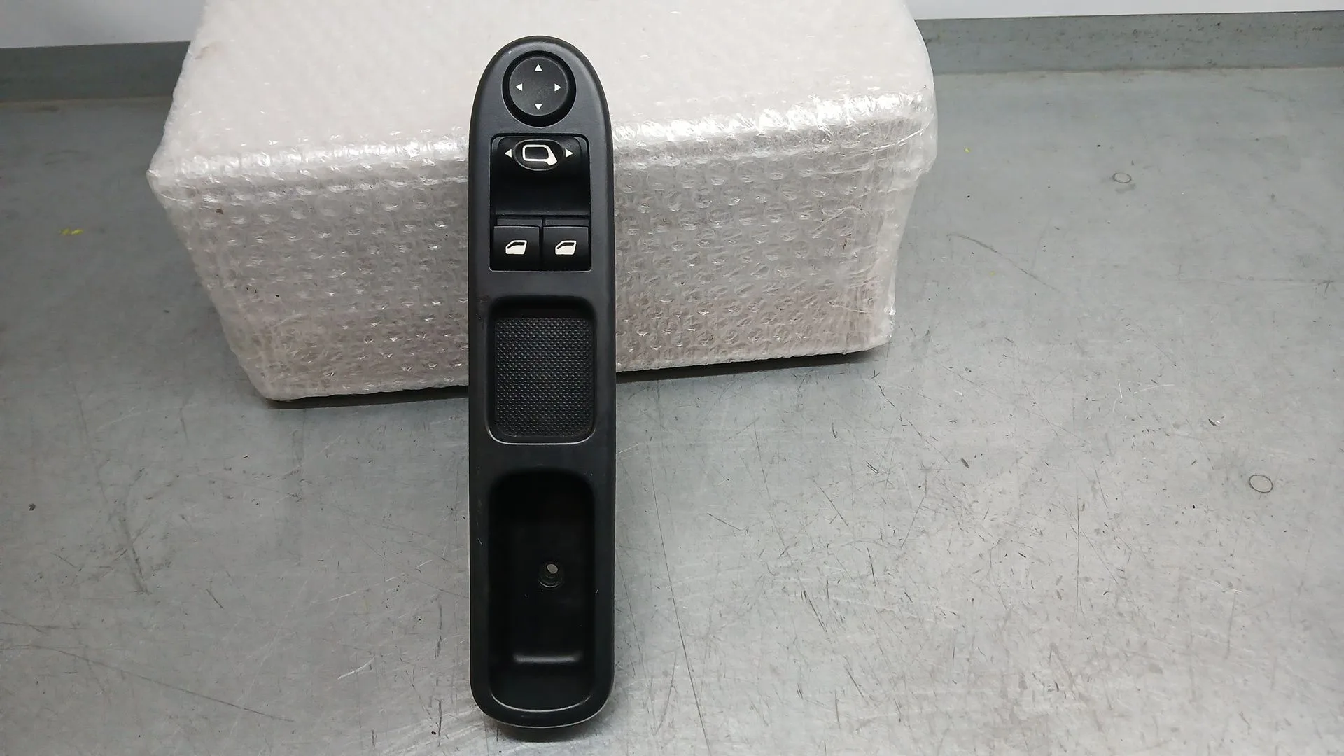 Mando Elevalunas Delantero Izquierdo para Peugeot 307 Sw (3H)