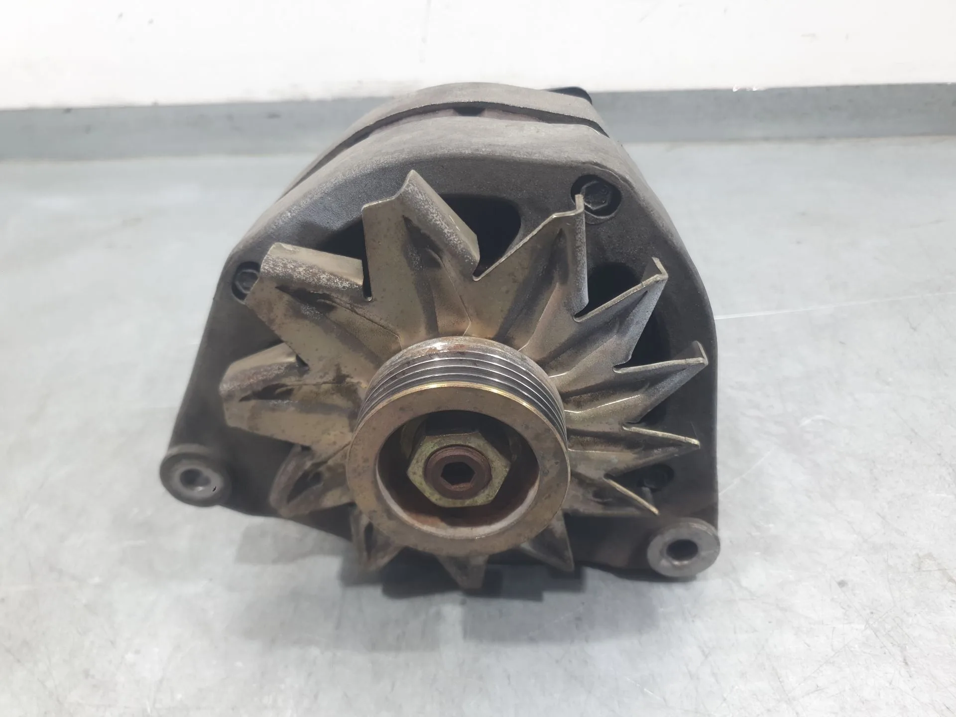 Alternador para Peugeot 205 Ii (20A/C)