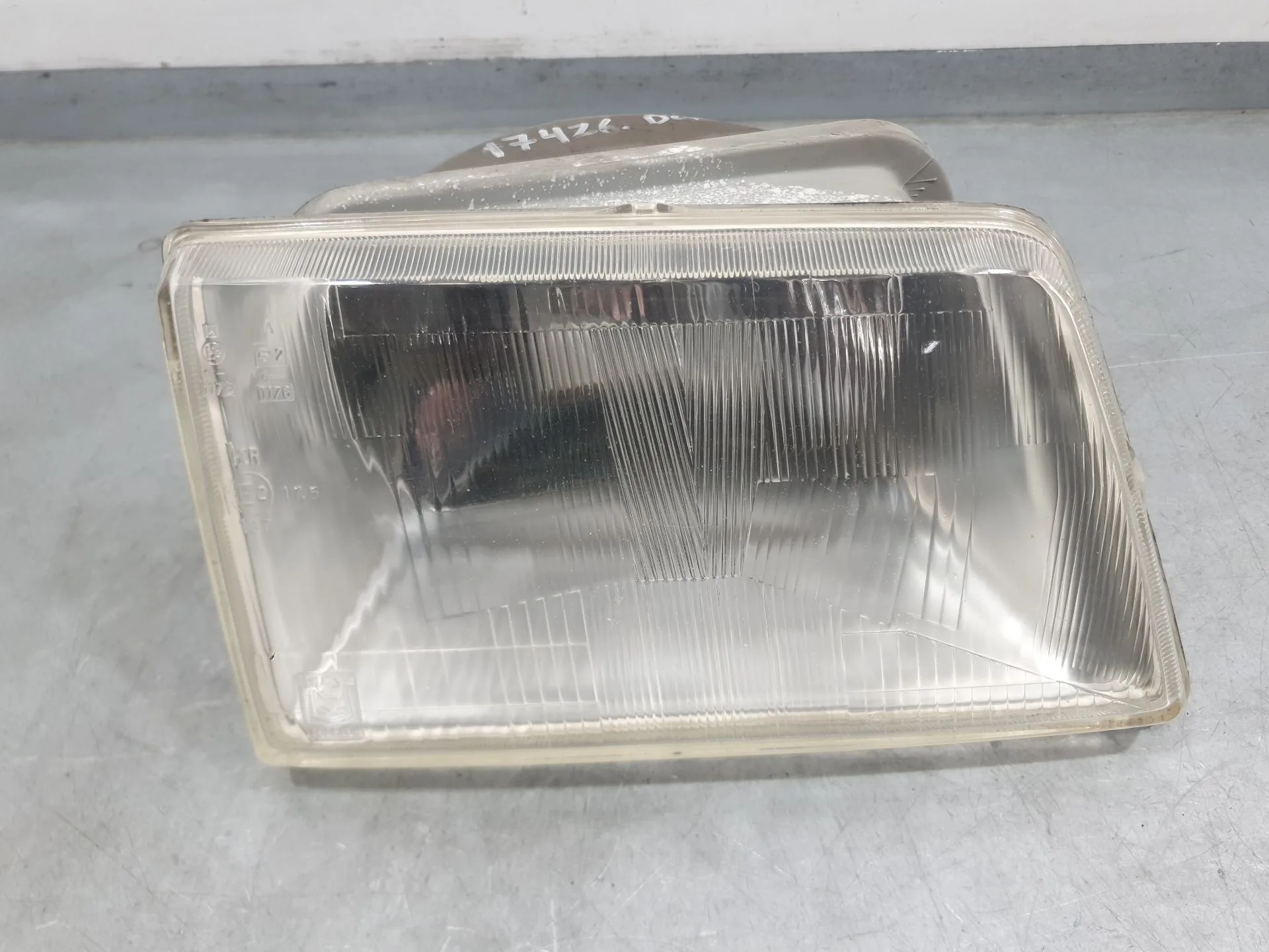 Faro Derecho para Peugeot 205 Ii (20A/C)