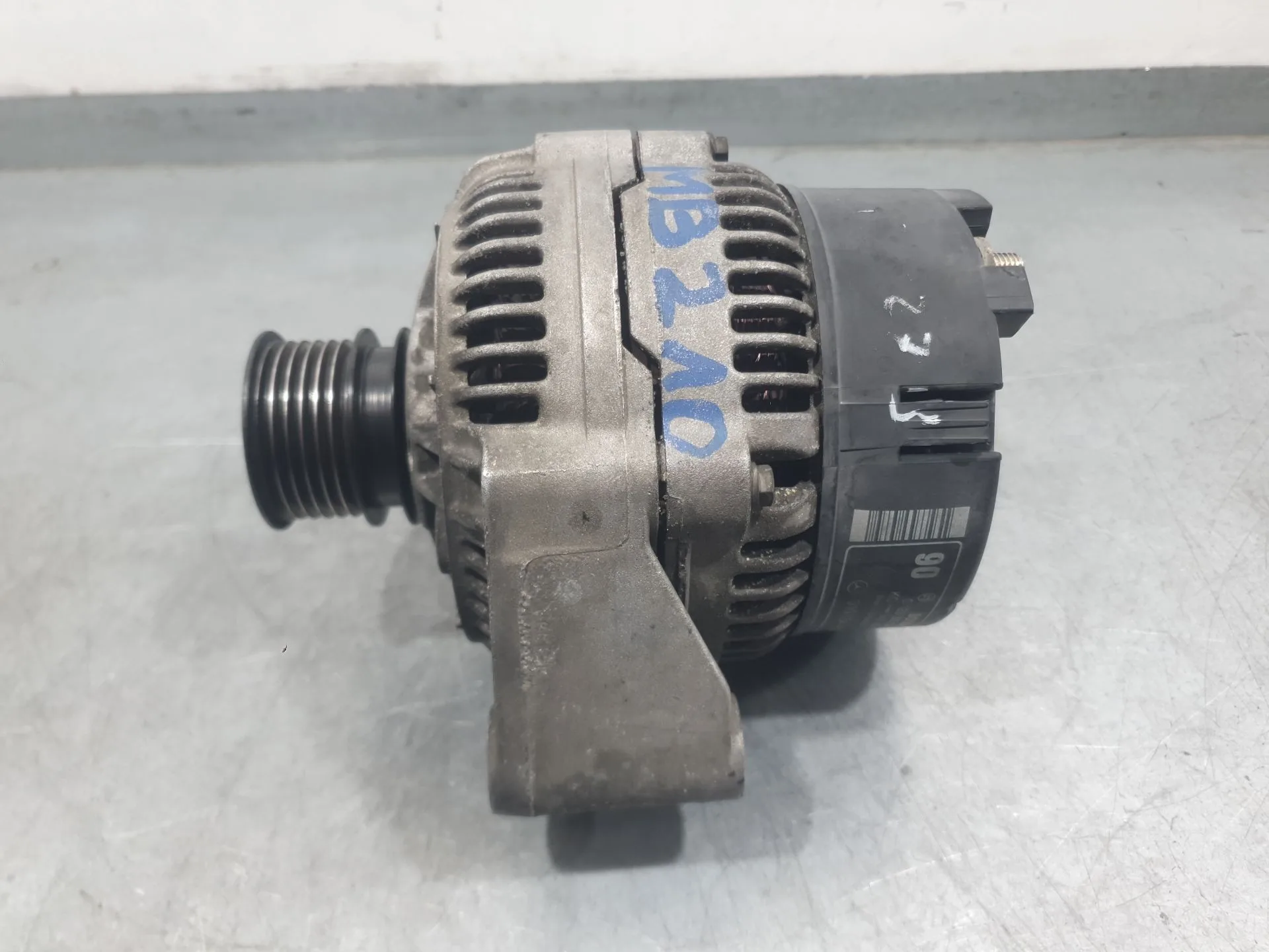 Alternador para Mercedes-Benz Clk (C208)