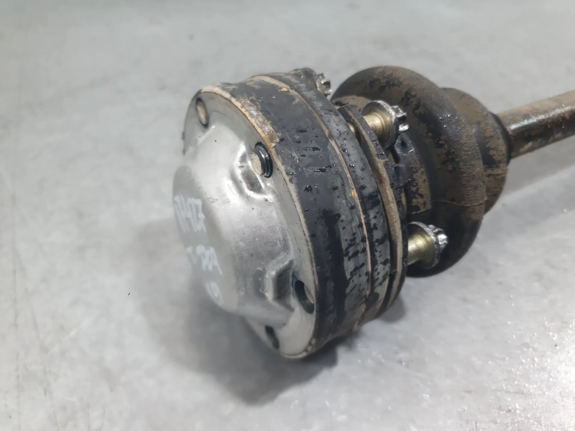 Transmision Trasera Izquierda para Mercedes-Benz Clk (C208)