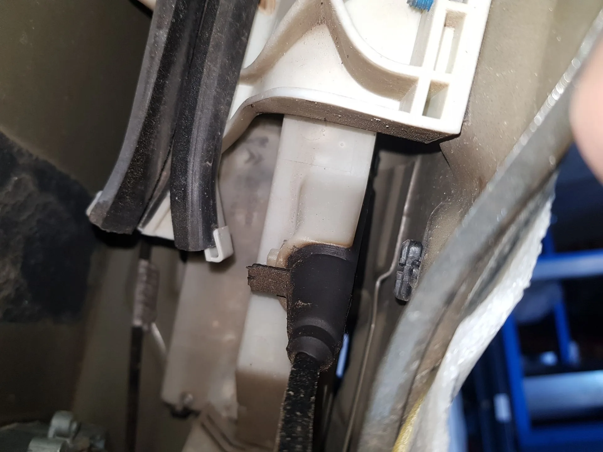 Cerradura Puerta Delantera Izquierda para Peugeot 208 I (Ca_, Cc_)