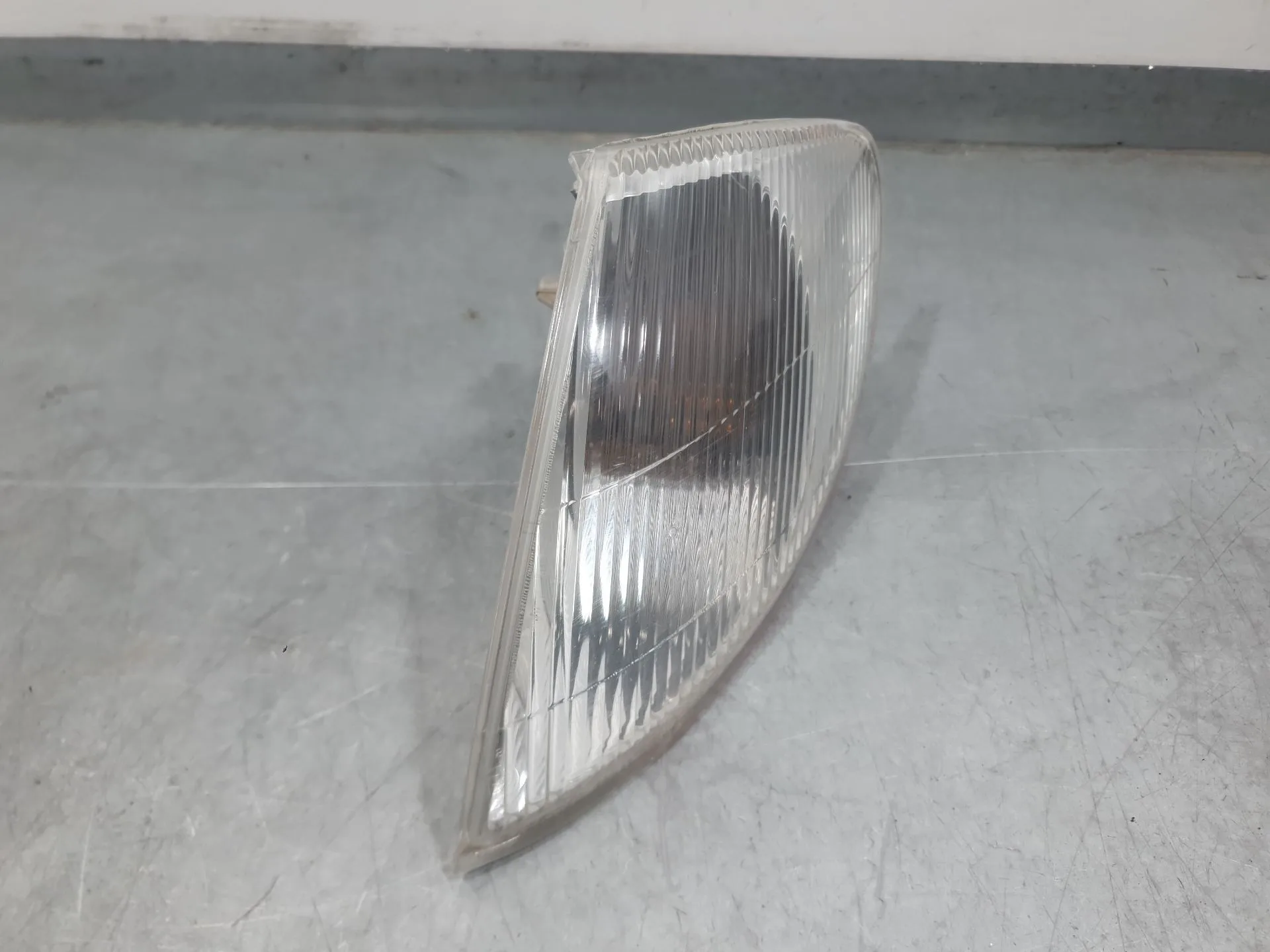 Piloto Delantero Izquierdo para Renault Megane I Classic (La0/1_)