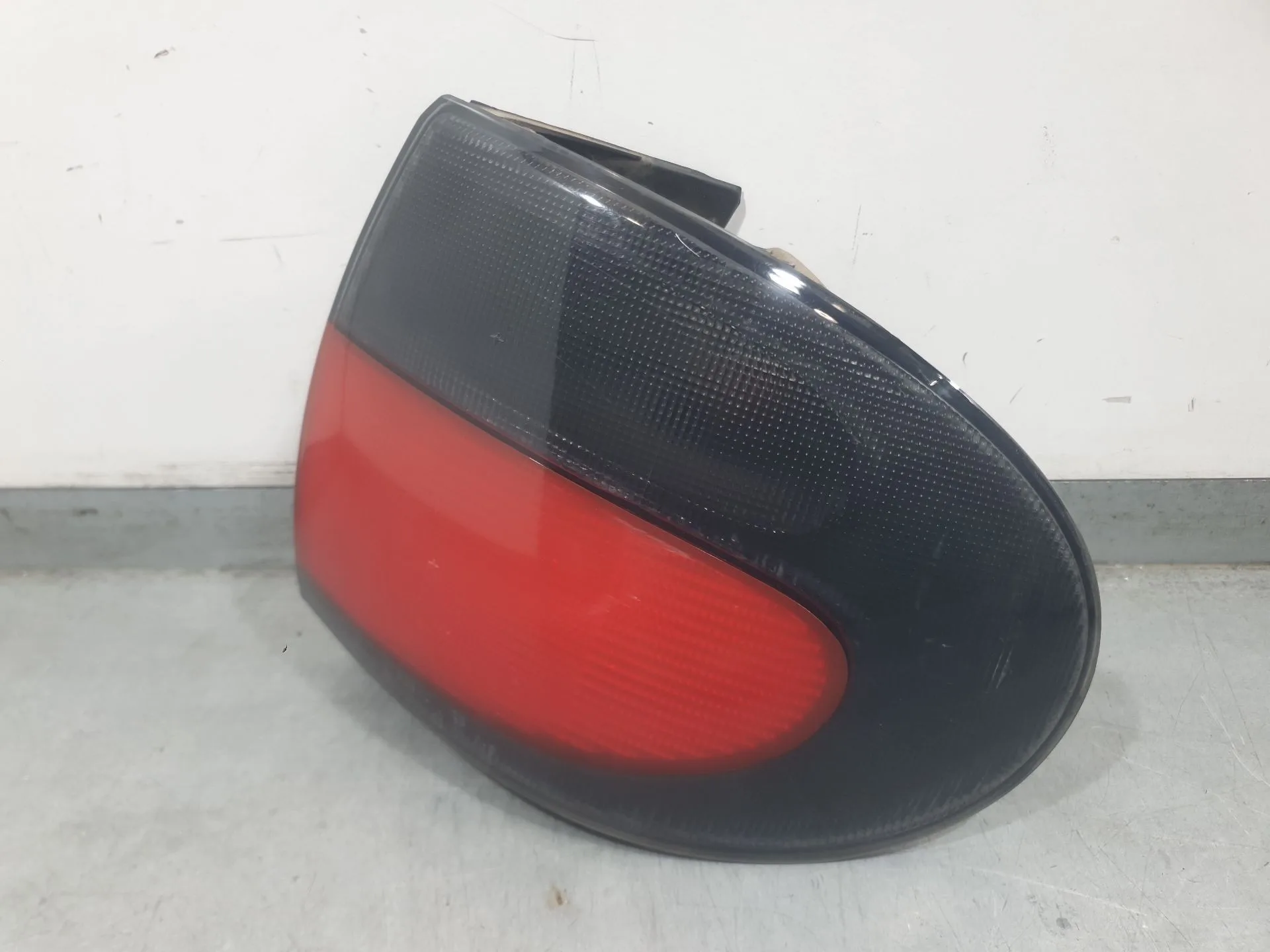 Piloto Trasero Derecho Exterior para Renault Megane I Classic (La0/1_)