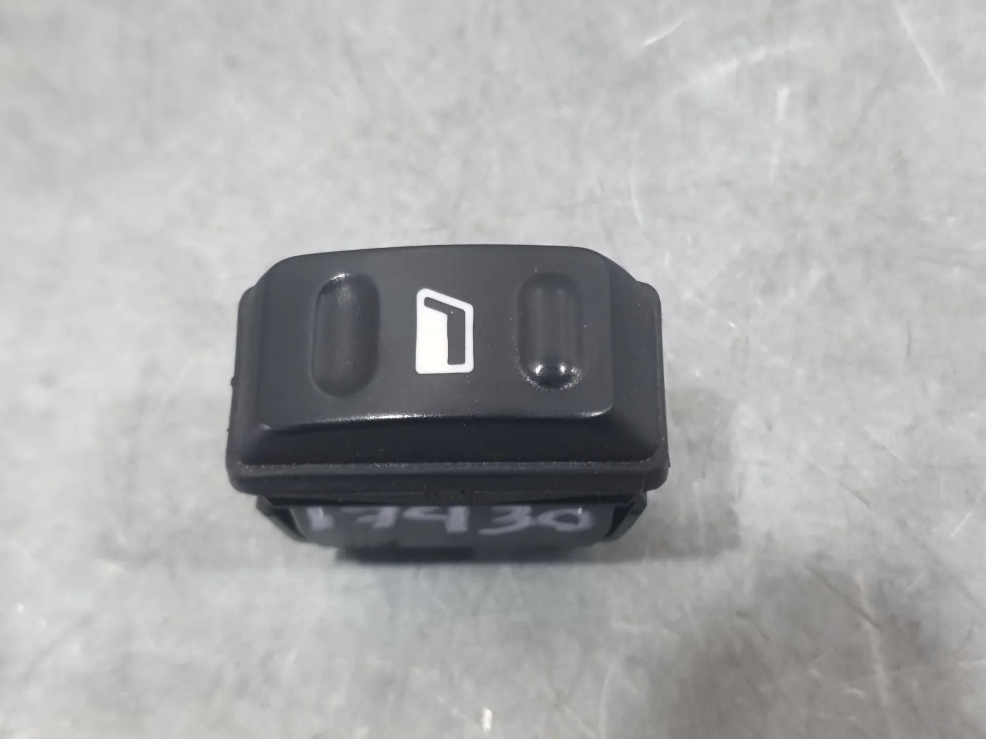 Mando Elevalunas Delantero Derecho para Citroën Xsara Picasso (N68)