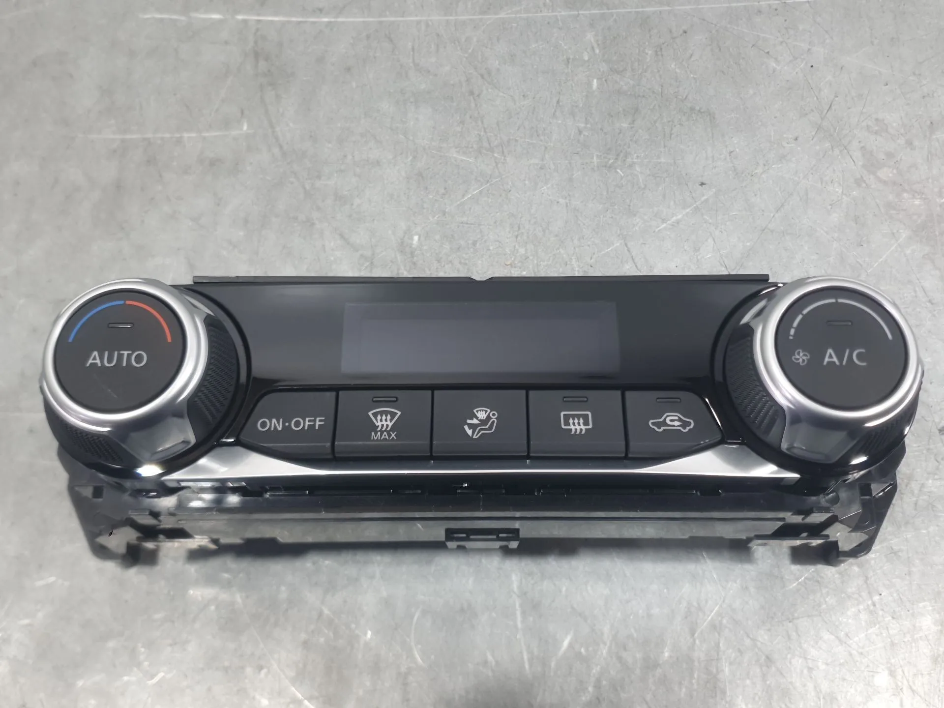 Mando Climatizador para Nissan Micra V (K14)