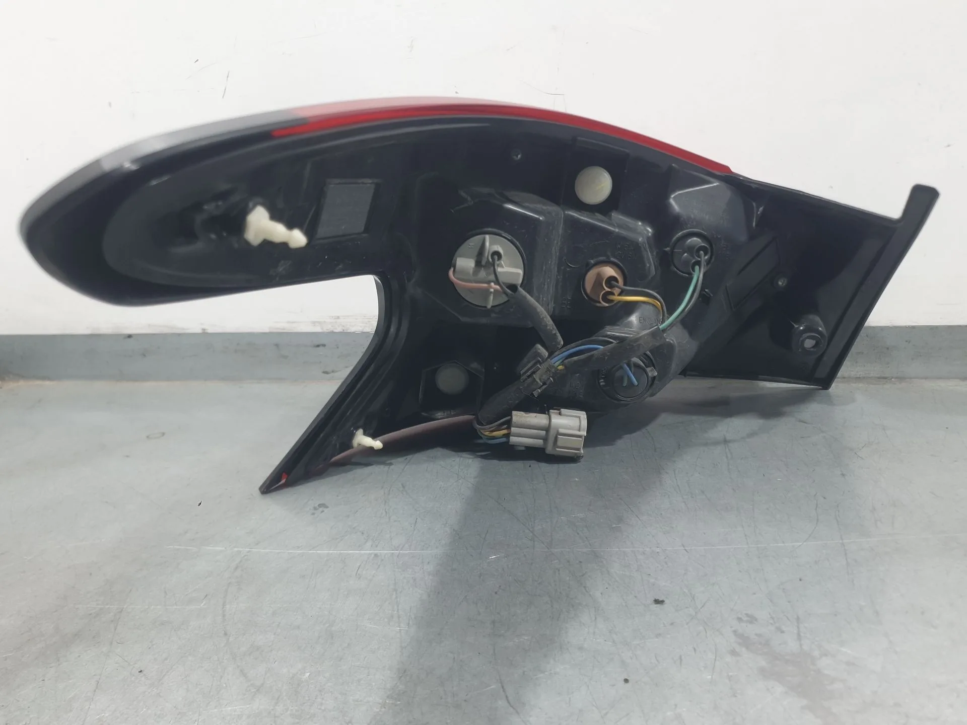 Piloto Trasero Derecho para Nissan Micra V (K14)