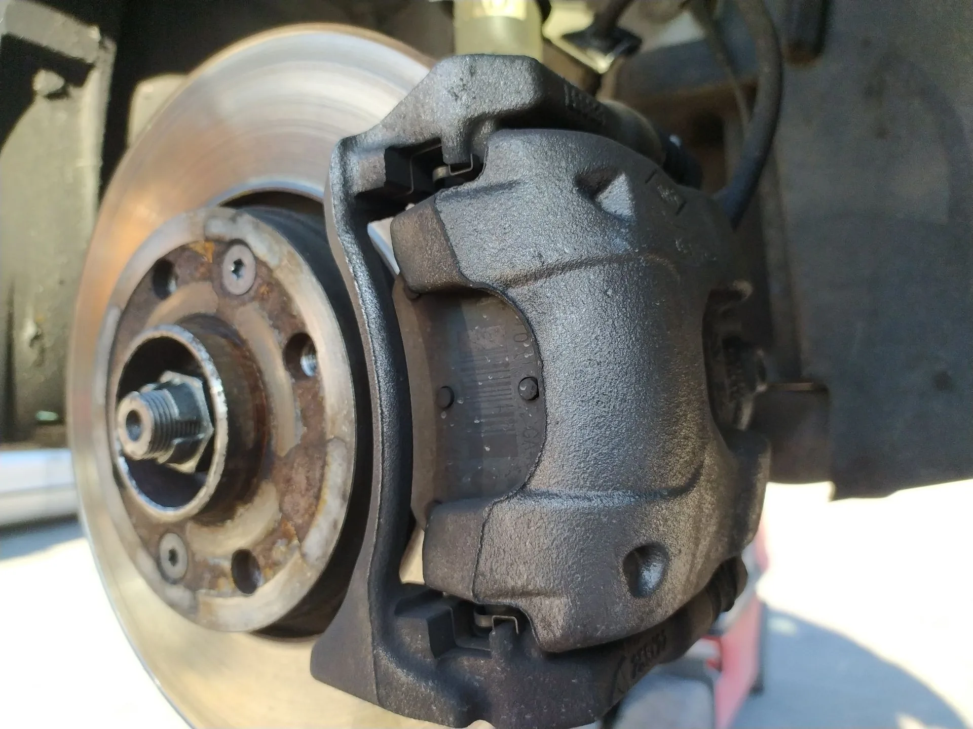 Pinza Freno Delantera Derecha para Nissan Micra V (K14)
