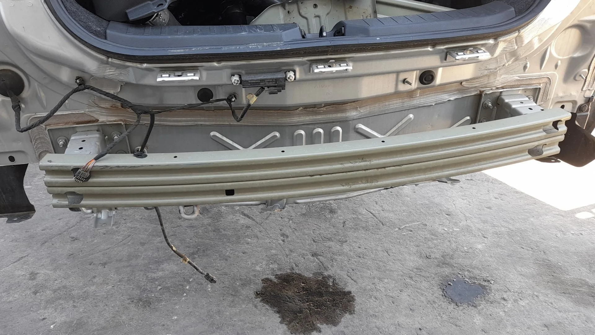 Refuerzo Paragolpes Trasero para Nissan Micra V (K14)