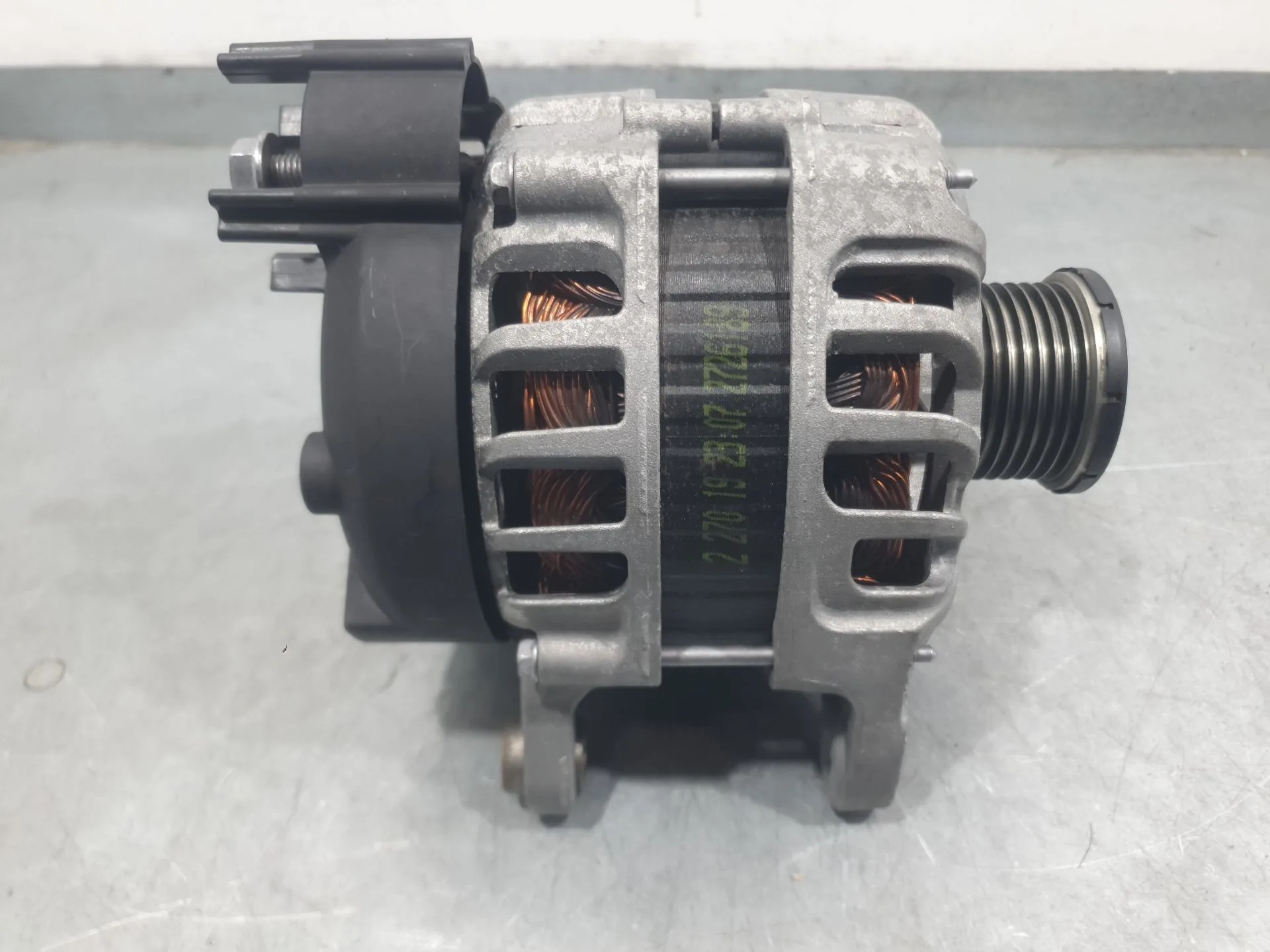 Alternador para Nissan Micra V (K14)