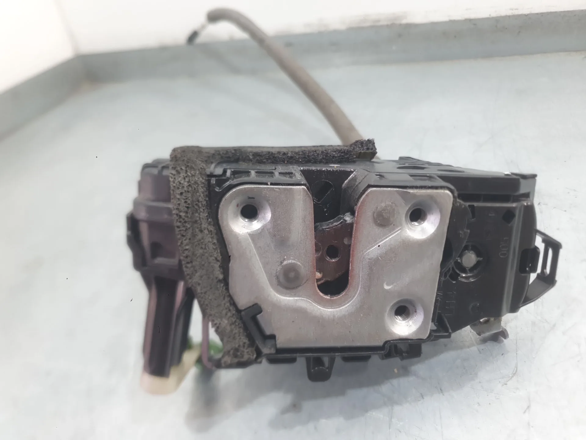 Cerradura Puerta Delantera Izquierda para Nissan Micra V (K14)