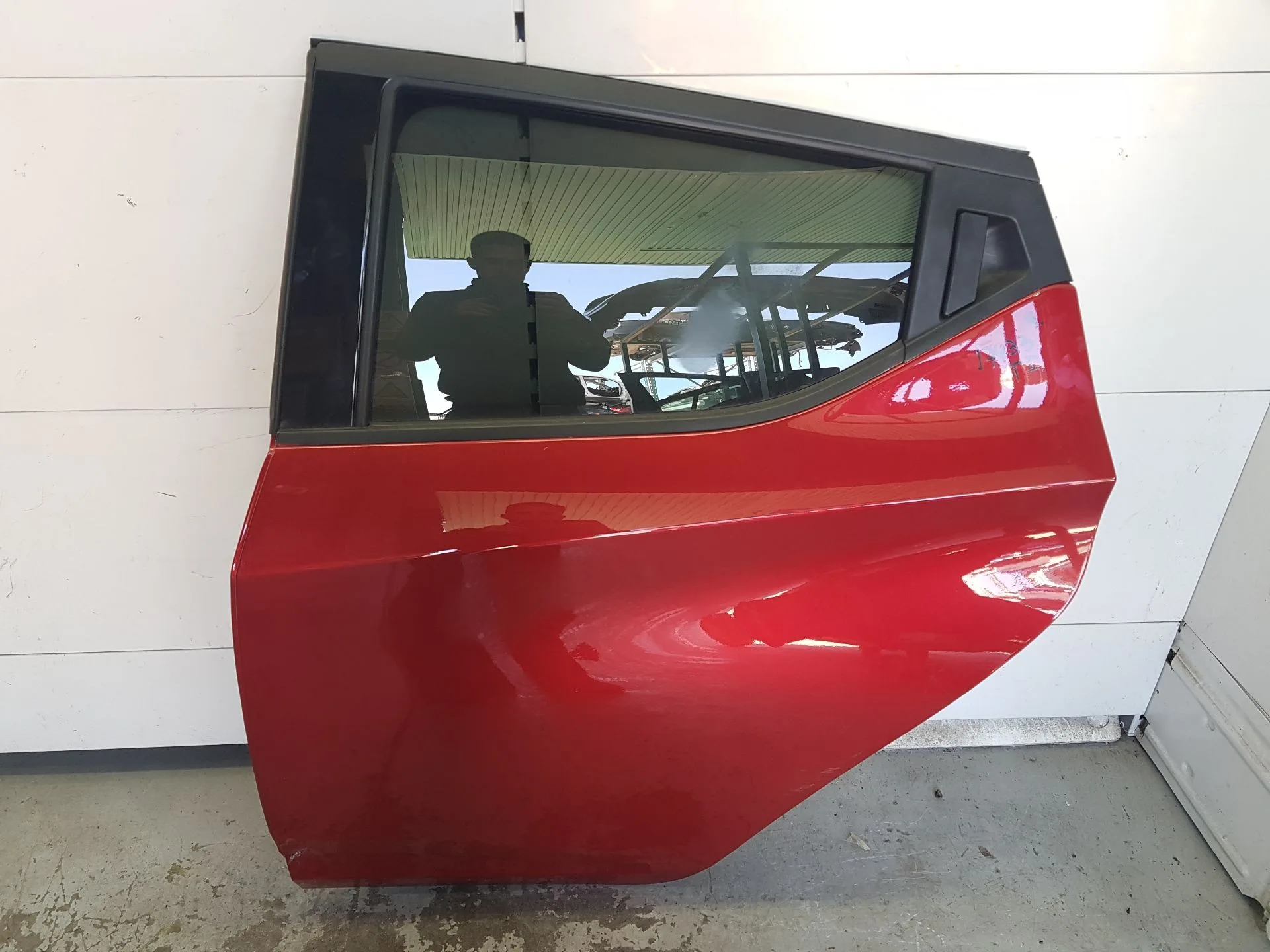 Puerta Trasera Izquierda para Nissan Micra V (K14)