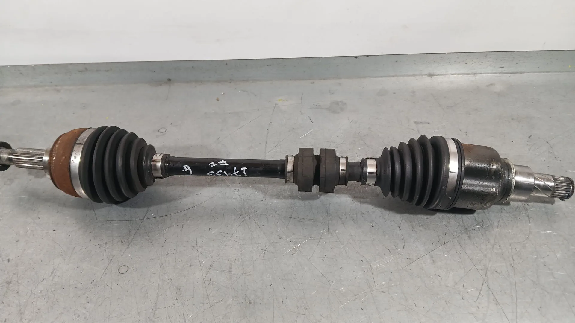 Transmision Delantera Izquierda para Nissan Micra V (K14)