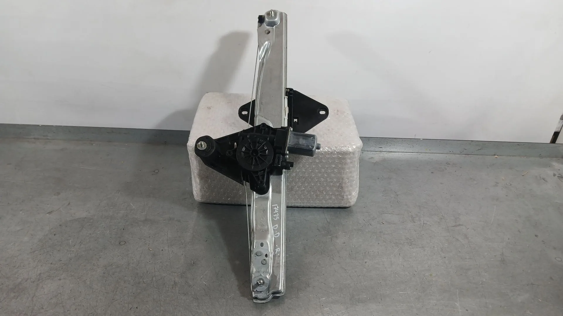 Elevalunas Delantero Derecho para Dacia Sandero Iii
