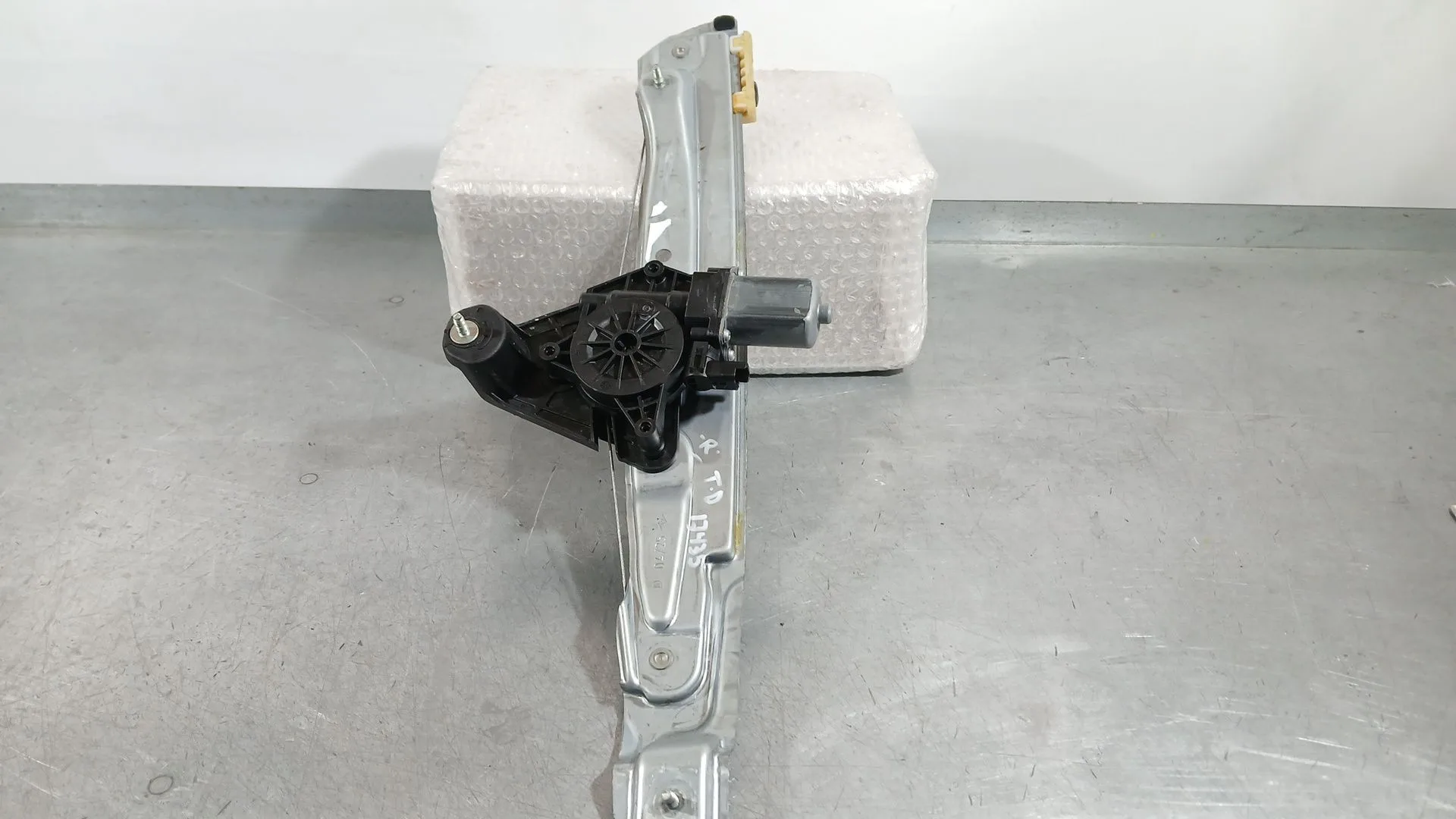 Elevalunas Trasero Derecho para Dacia Sandero Iii