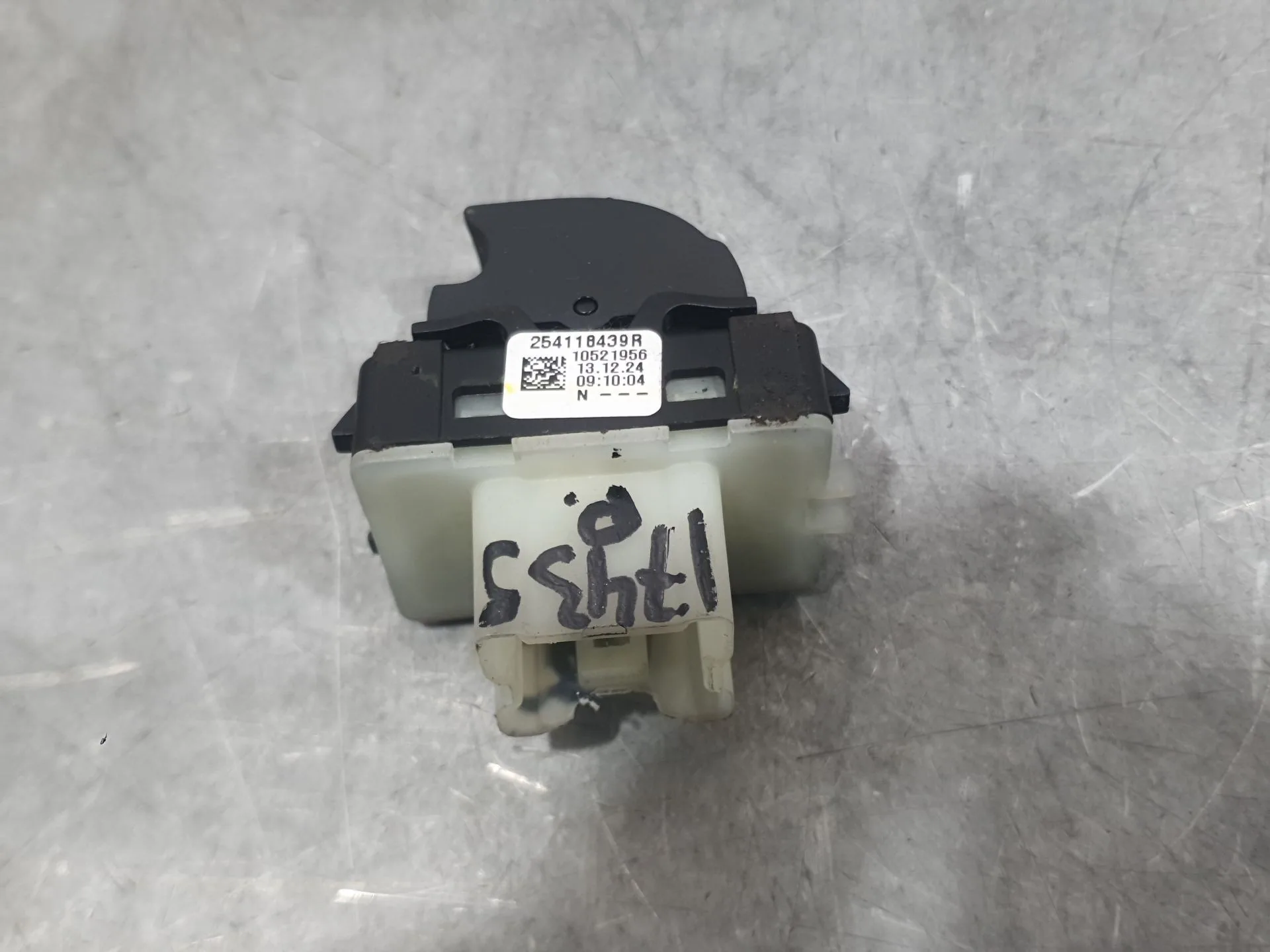Mando Elevalunas Trasero Derecho para Dacia Sandero Iii