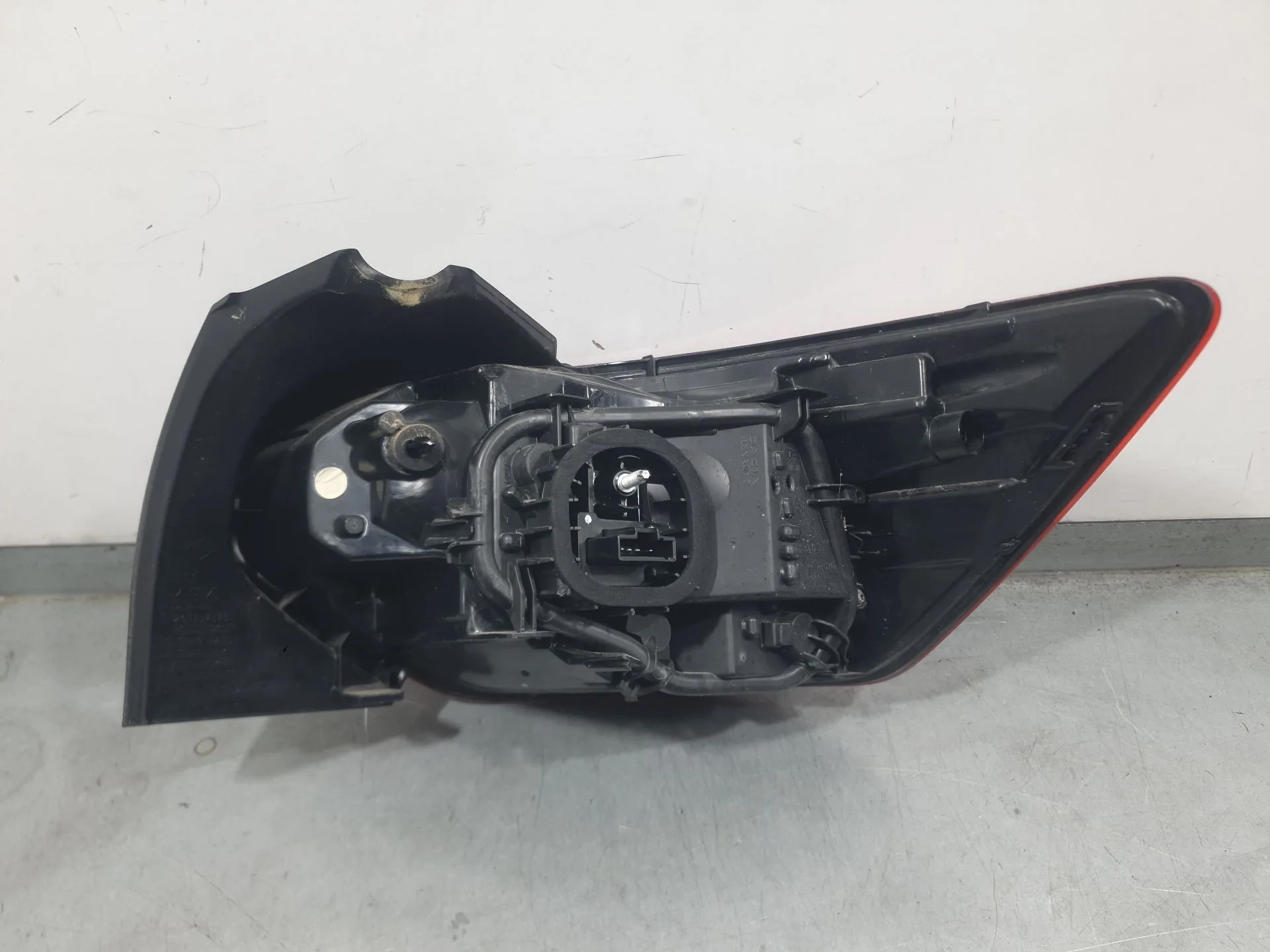 Piloto Trasero Izquierdo para Dacia Sandero Iii