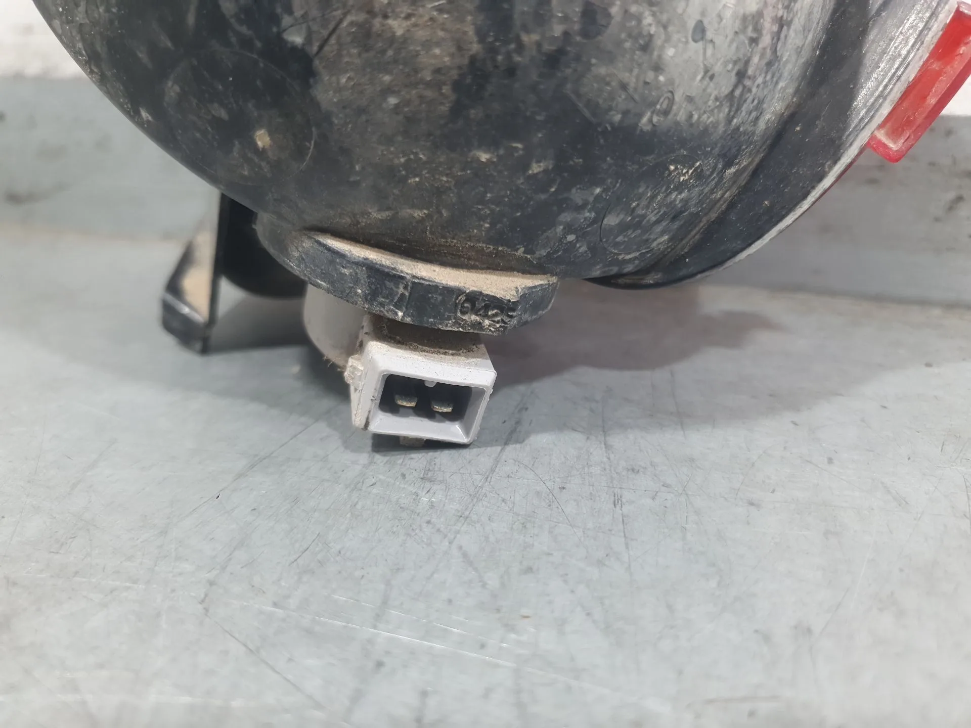 Piloto Trasero Izquierdo Paragolpes para Dacia Sandero Iii