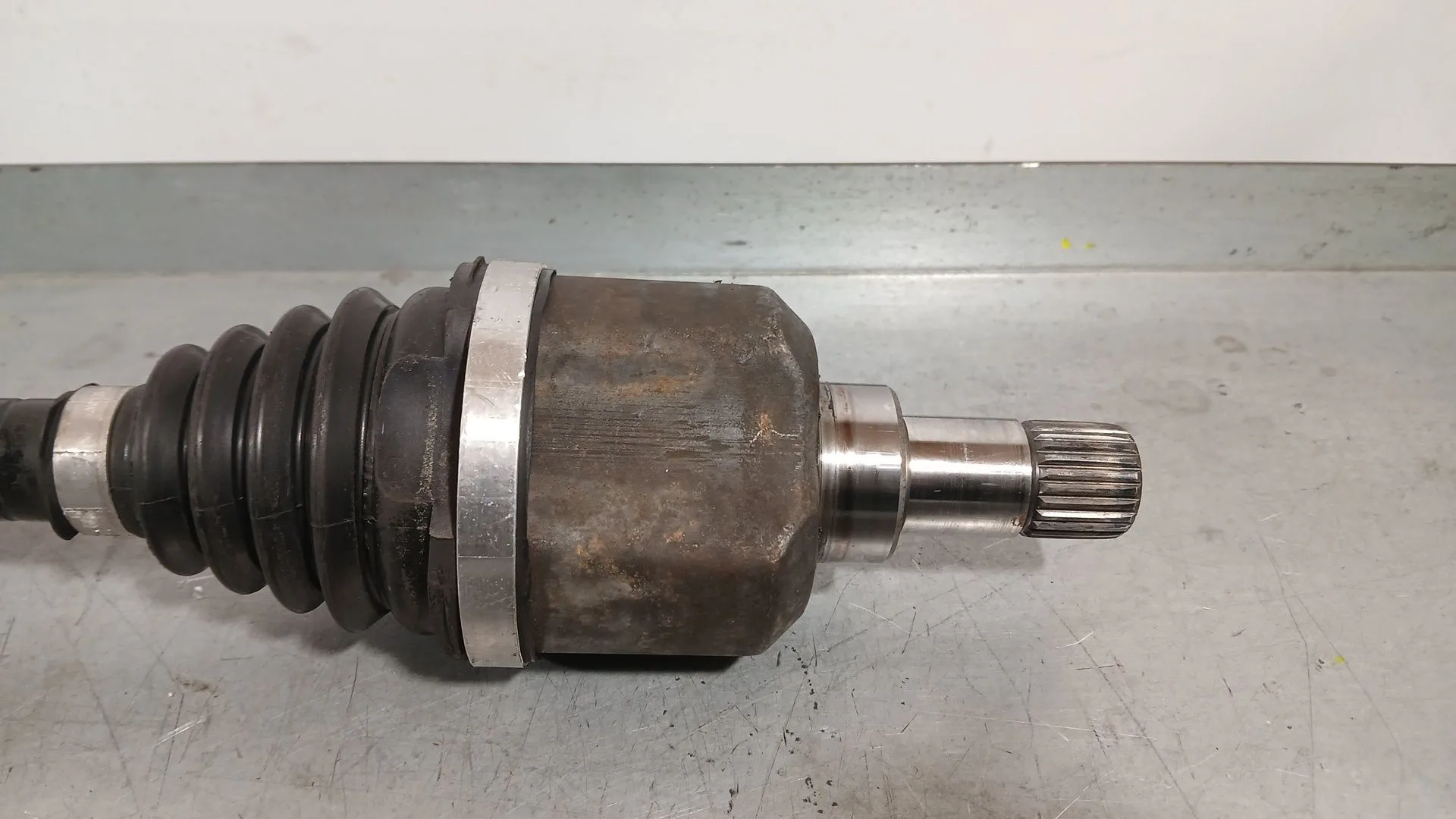 Transmision Delantera Izquierda para Peugeot 308 Sw Ii (Lc_, Lj_, Lr_, Lx_, L4_)
