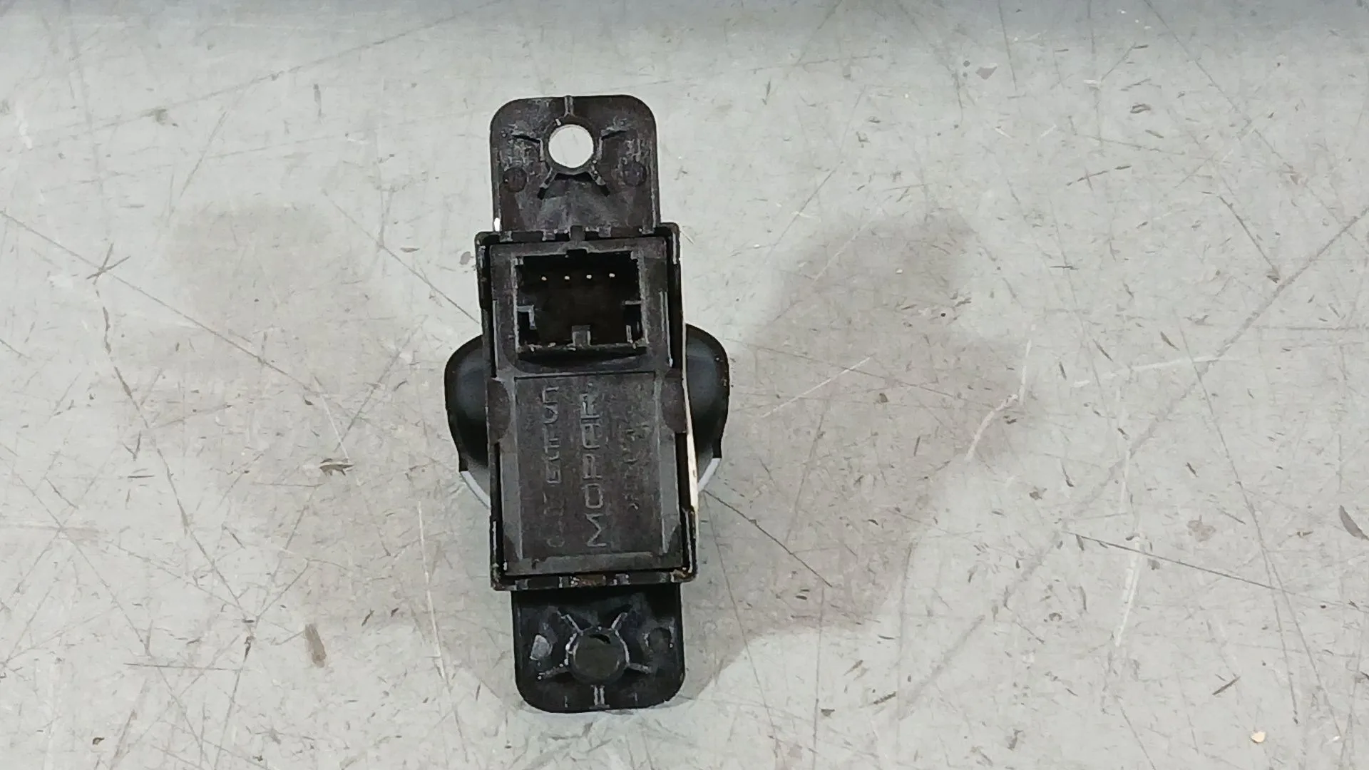 Mando Elevalunas Delantero Izquierdo para Fiat 500 (312_)