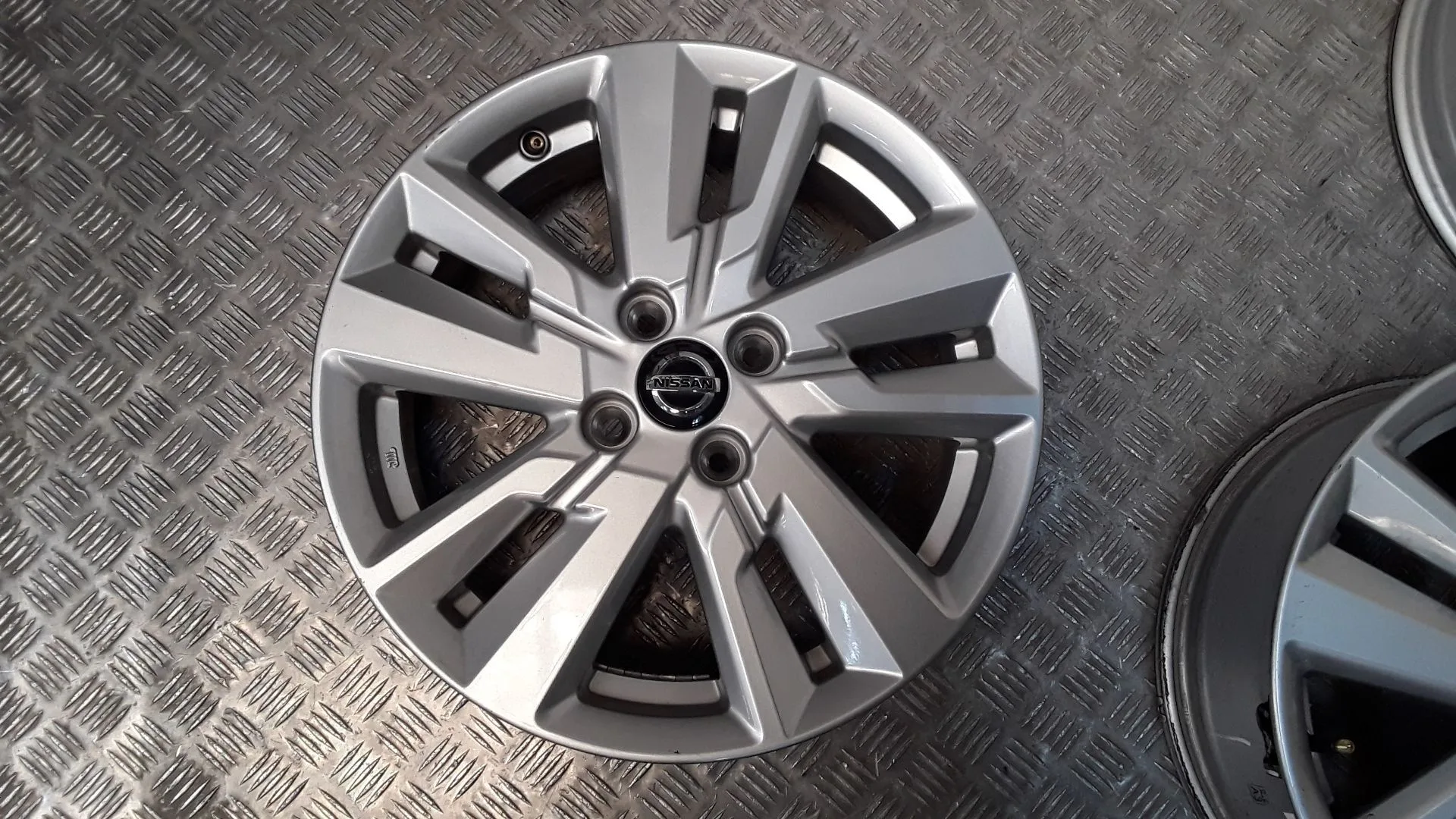 Juego Llantas Aluminio para Nissan Micra V (K14)