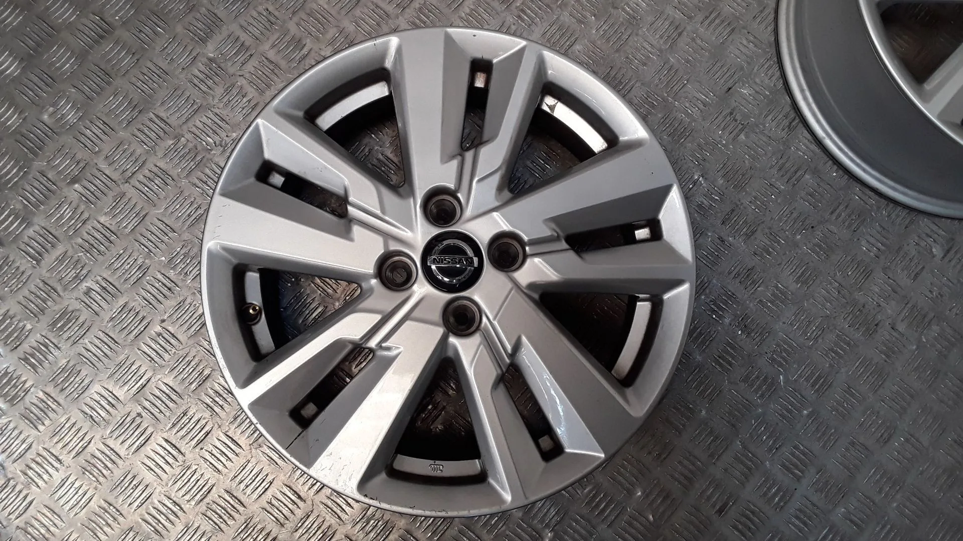 Juego Llantas Aluminio para Nissan Micra V (K14)