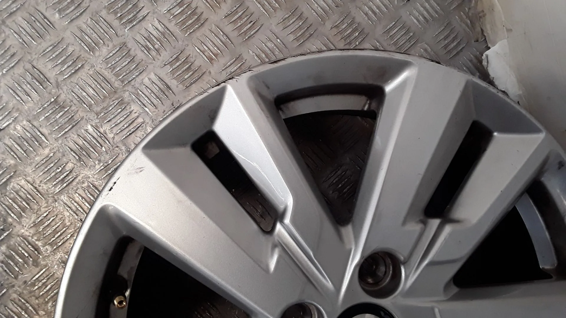 Juego Llantas Aluminio para Nissan Micra V (K14)