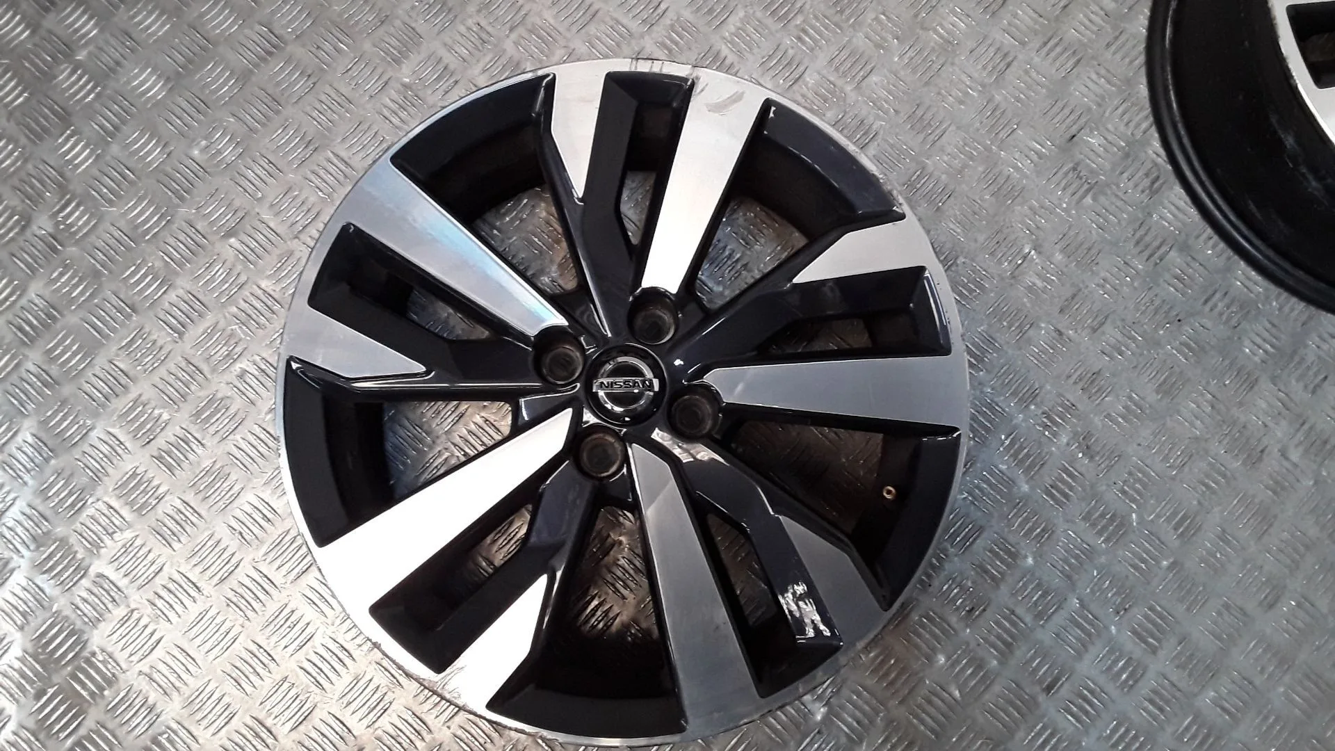 Juego Llantas Aluminio para Nissan Micra V (K14)