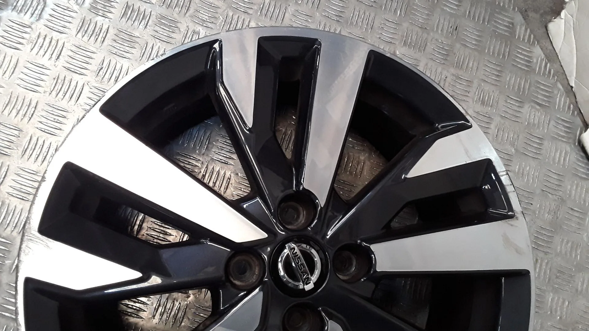 Juego Llantas Aluminio para Nissan Micra V (K14)