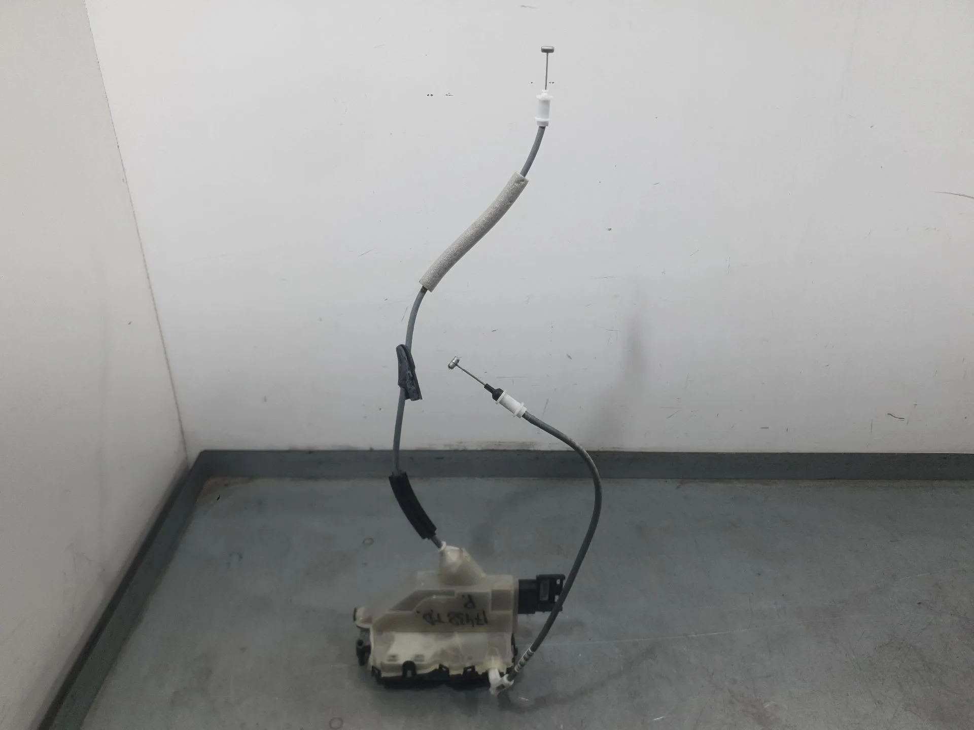 Cerradura Puerta Trasera Derecha para Peugeot 2008 Ii (Ud_, Us_, Uy_, Uj_, Ur_, Uc_)
