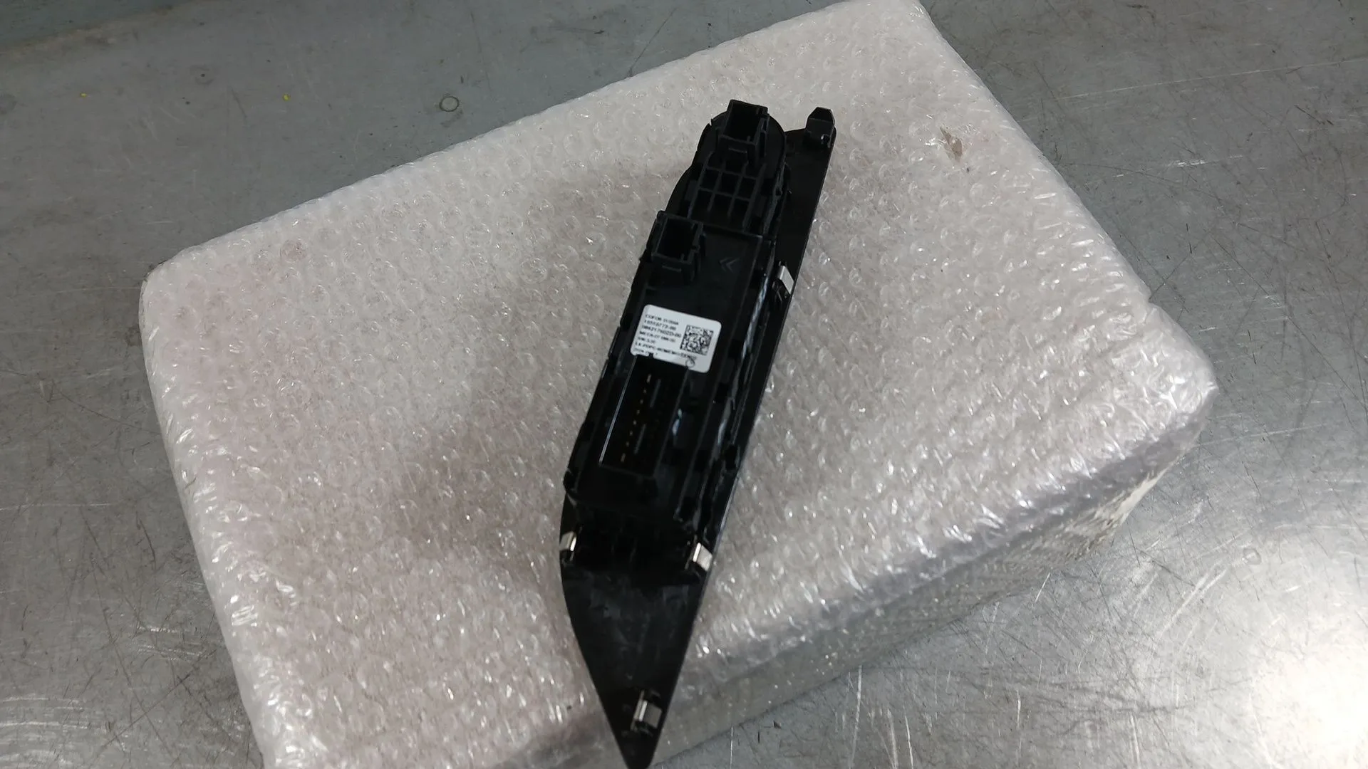 Mando Elevalunas Delantero Izquierdo para Peugeot 2008 Ii (Ud_, Us_, Uy_, Uj_, Ur_, Uc_)