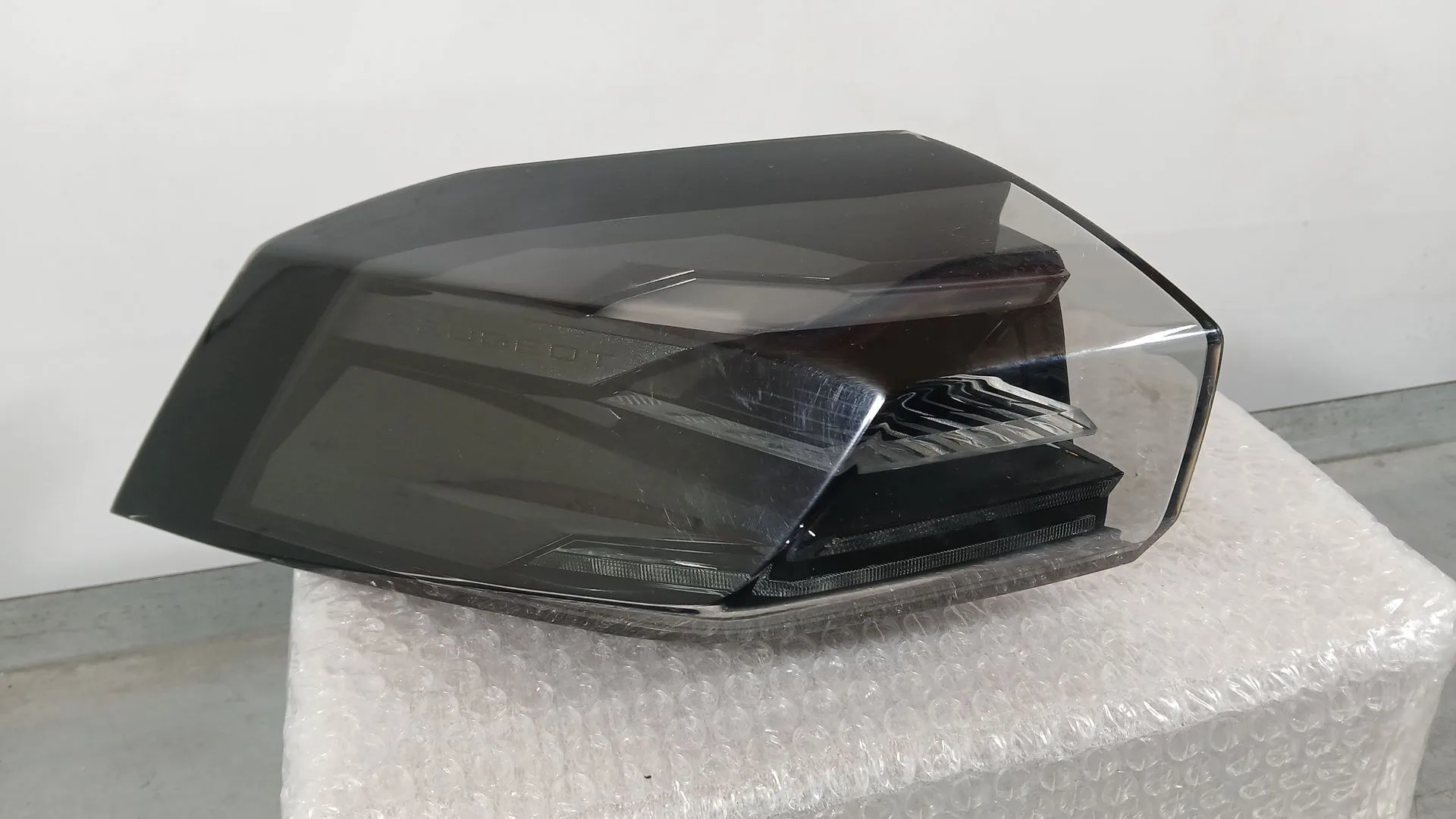 Piloto Trasero Izquierdo Interior para Peugeot 2008 Ii (Ud_, Us_, Uy_, Uj_, Ur_, Uc_)