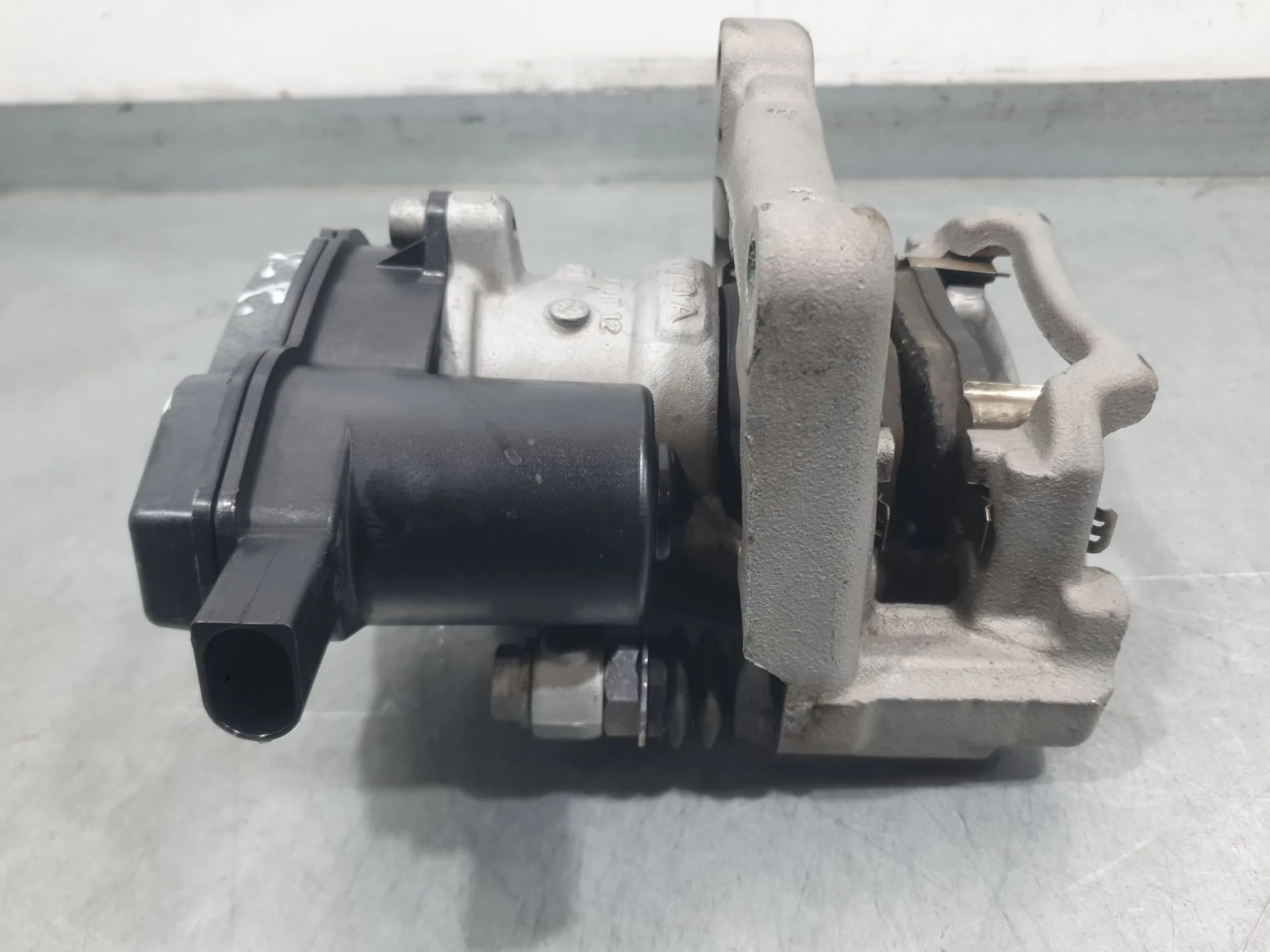 Pinza Freno Trasera Izquierda para Peugeot 2008 Ii (Ud_, Us_, Uy_, Uj_, Ur_, Uc_)