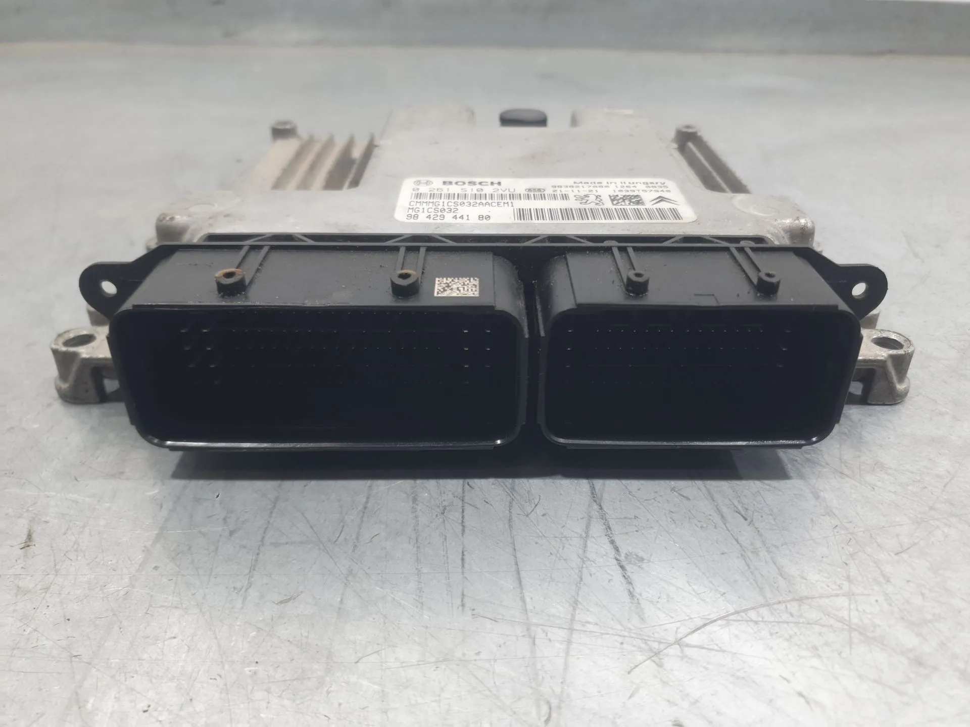 Centralita Motor Uce para Opel Corsa F (P2Jo)