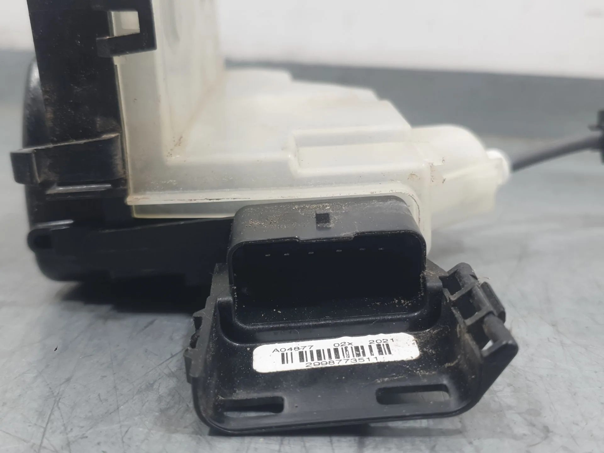 Cerradura Puerta Trasera Derecha para Opel Corsa F (P2Jo)