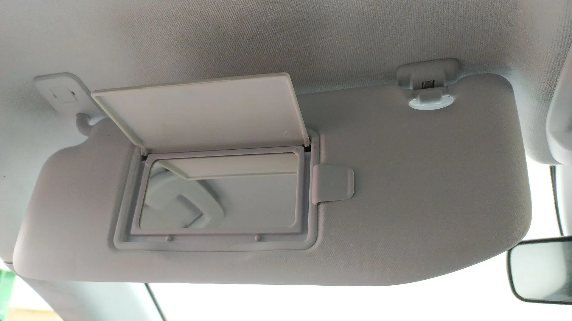 Parasol Izquierdo para Opel Corsa F (P2Jo)