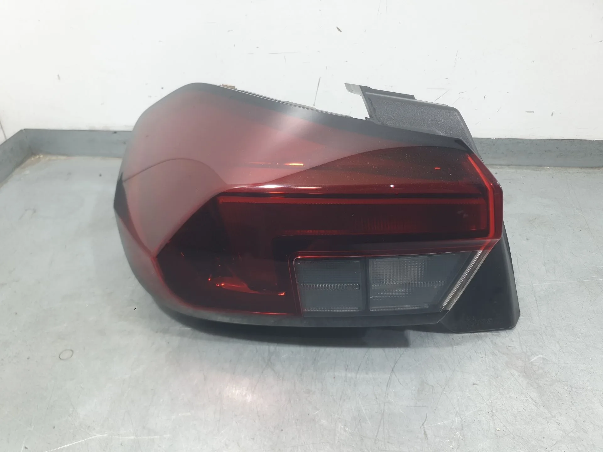 Piloto Trasero Izquierdo Interior para Opel Corsa F (P2Jo)