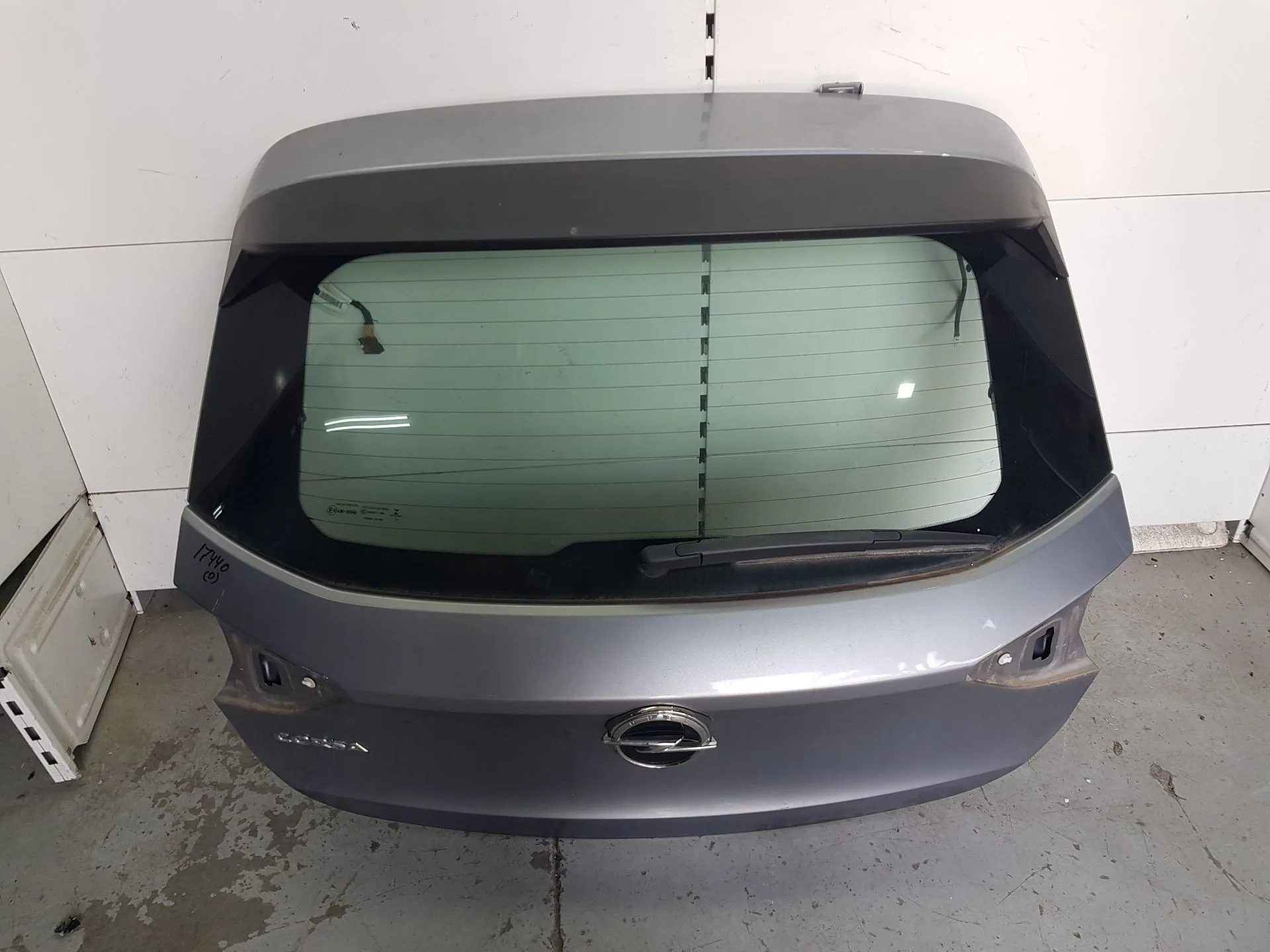 Porton Trasero para Opel Corsa F (P2Jo)