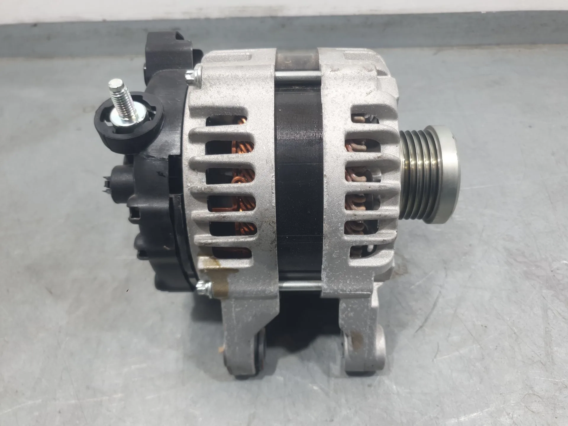 Alternador para Kg Mobility Korando (C300)